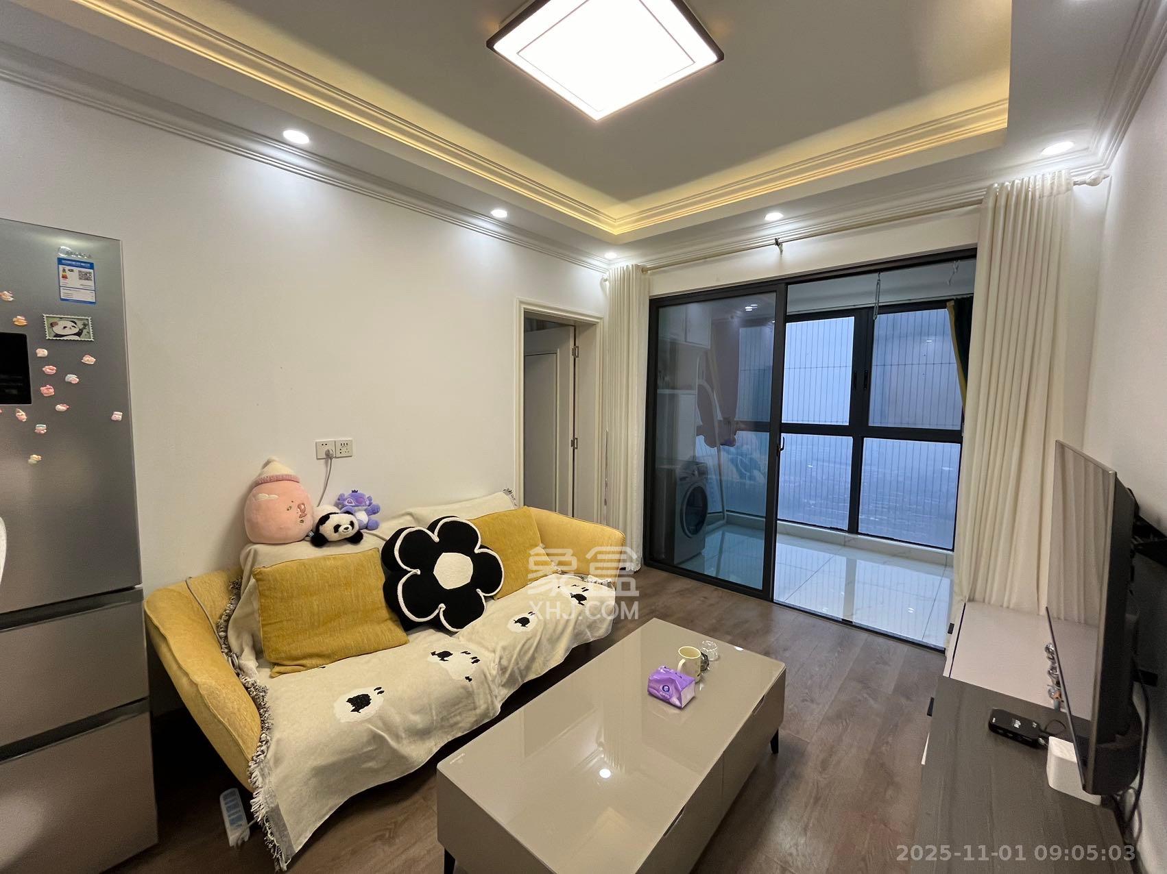 筑梦星园  1室1厅1卫    1700.0元/月 筑梦星园  1室1厅1卫    1700.0元/月