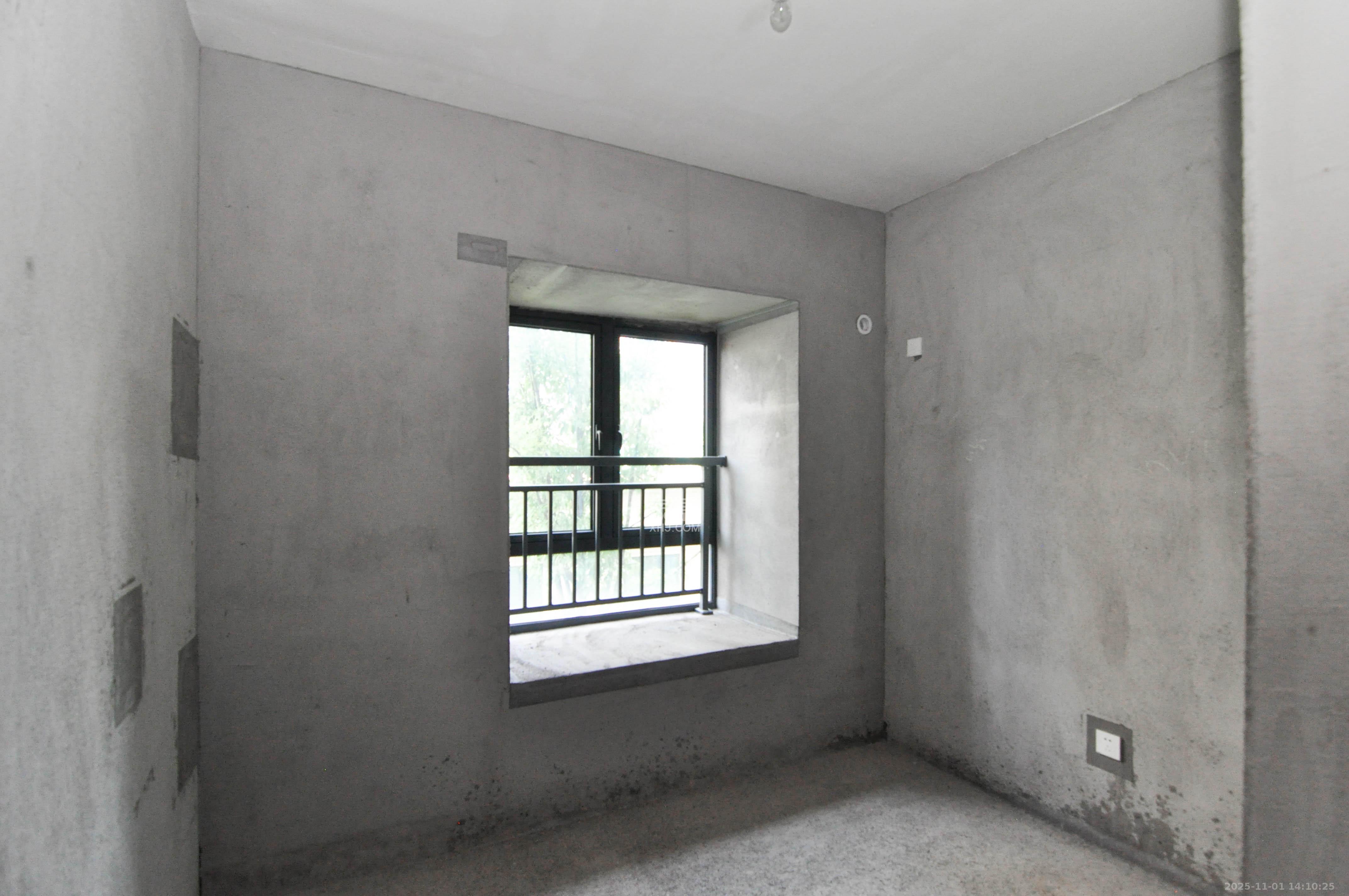 振业城四期 4室2厅2卫 210.0万 振业城四期 4室2厅2卫 210.0万其他