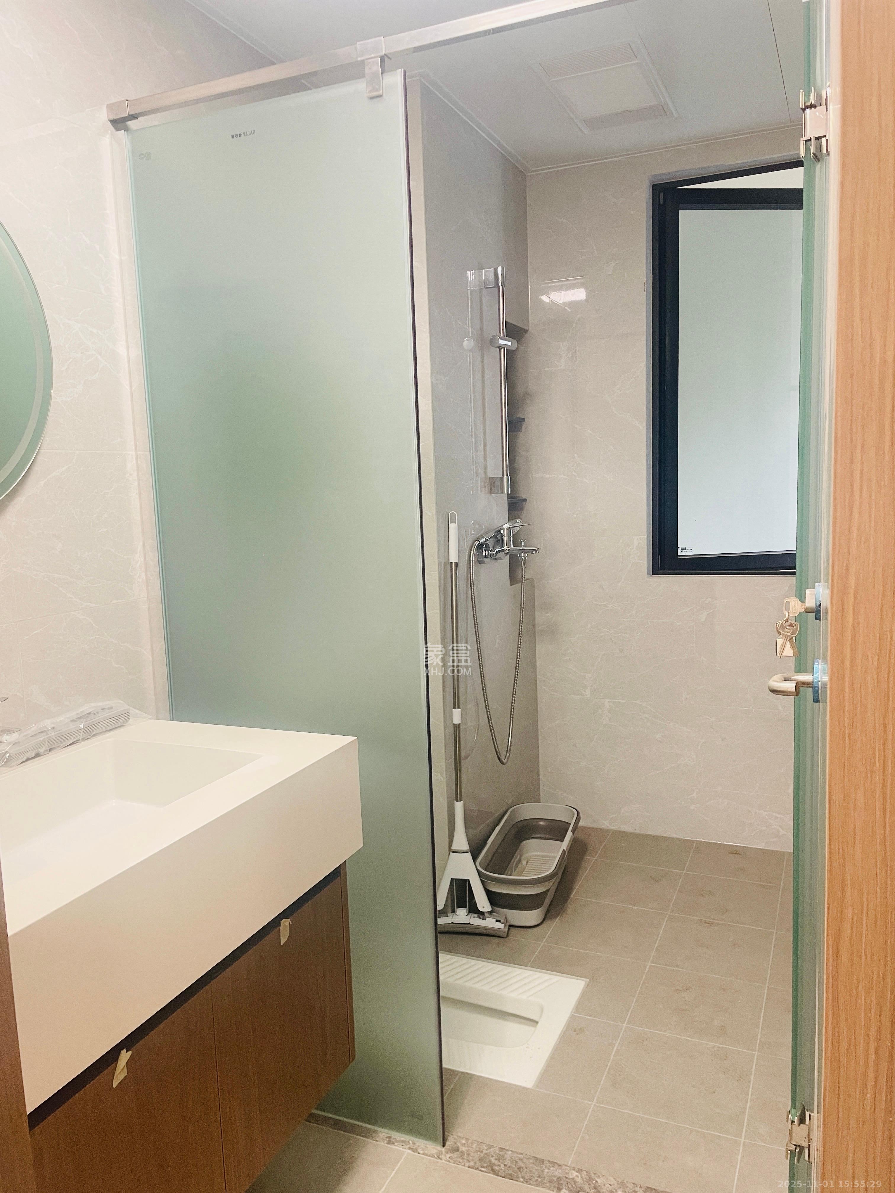 新华联梦想城  3室2厅2卫    1600.0元/月 新华联梦想城  3室2厅2卫    1600.0元/月室内图