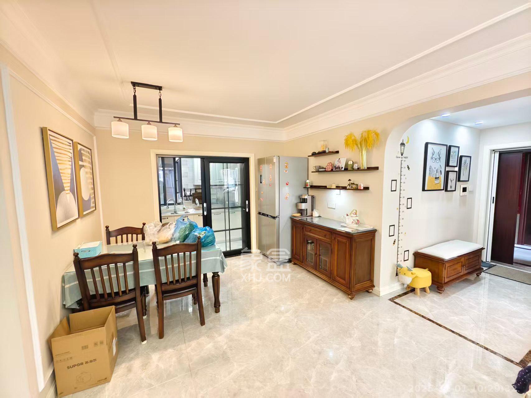 鑫远悦城（鑫远悦时代）  4室2厅2卫    3600.0元/月室内图