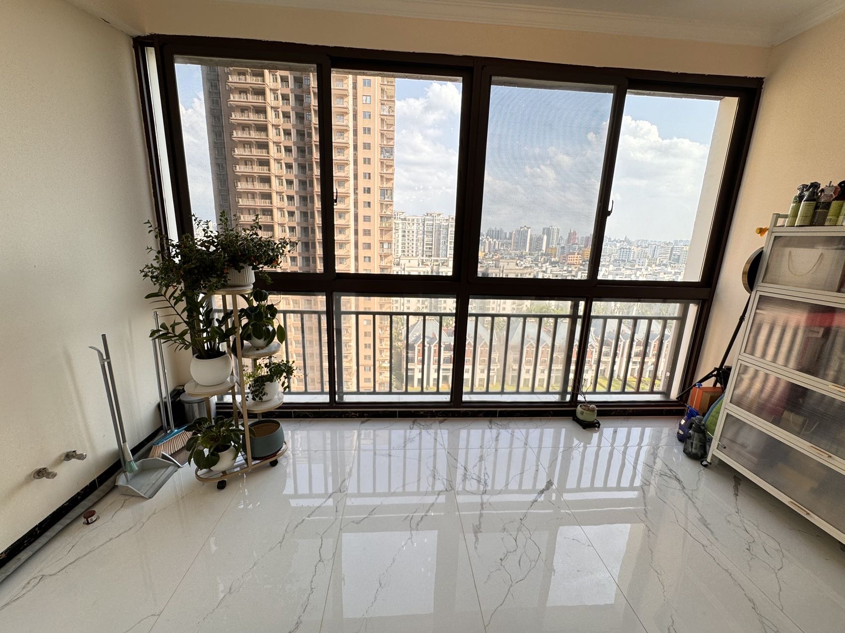 国贸城市花园 3室2厅2卫 200.0万 国贸城市花园 3室2厅2卫 200.0万室内图