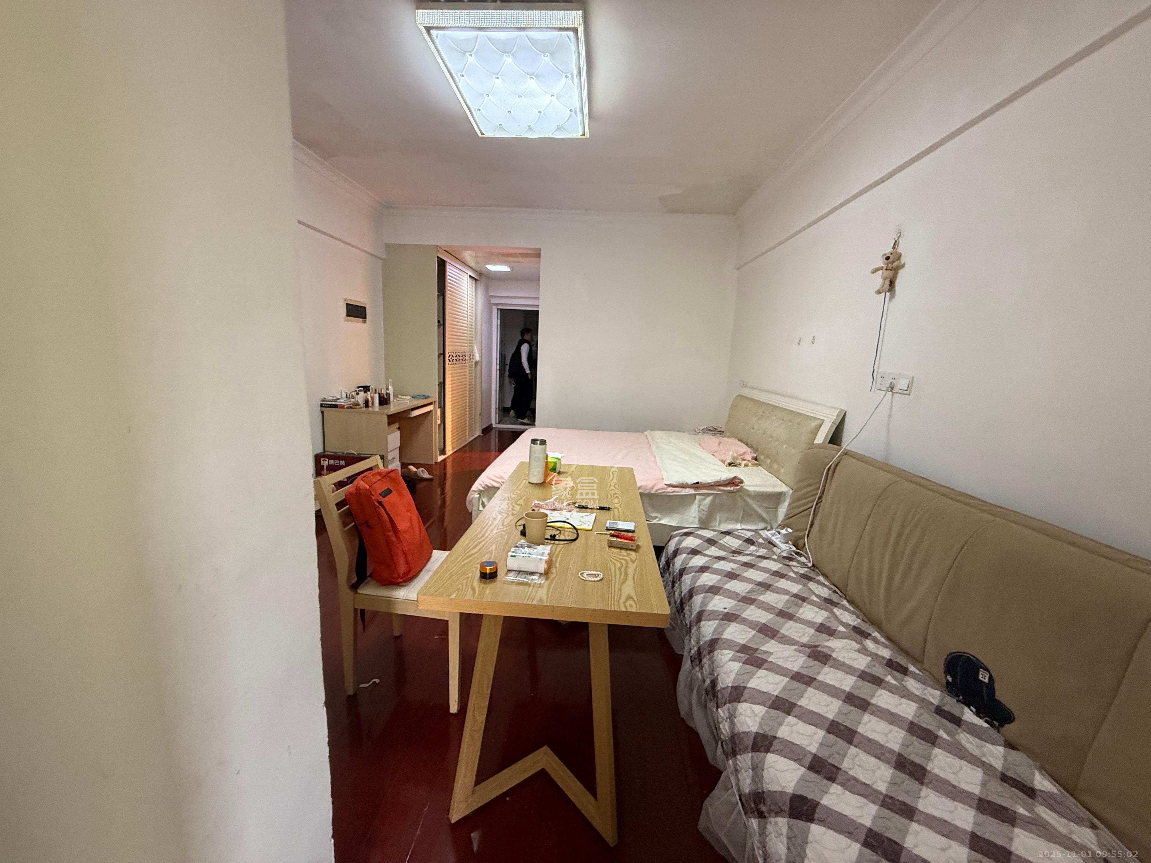 爱都（IDO）  1室1厅1卫    1400.0元/月室内图