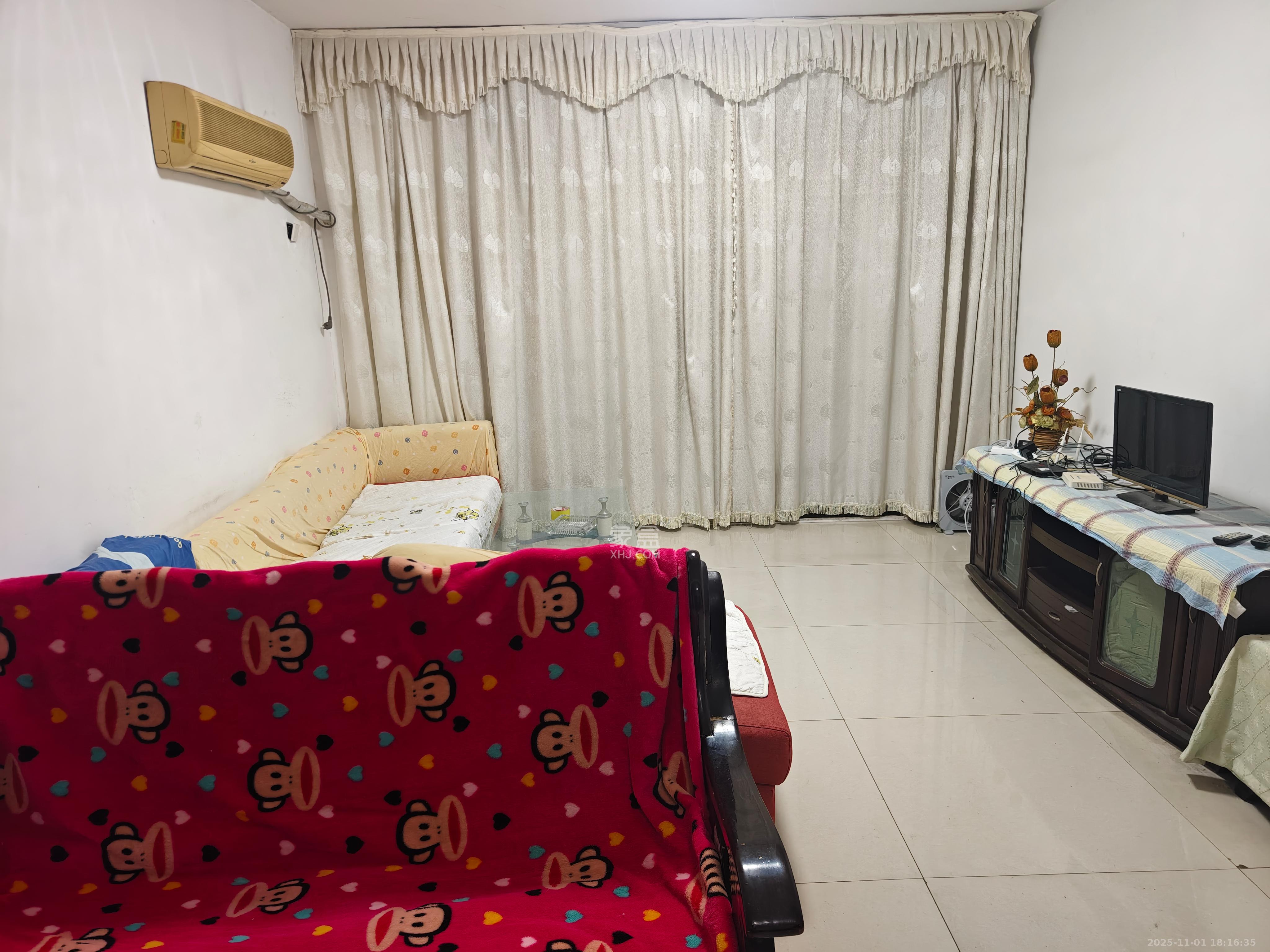 山水人家一二期  2室2厅1卫    1500.0元/月室内图