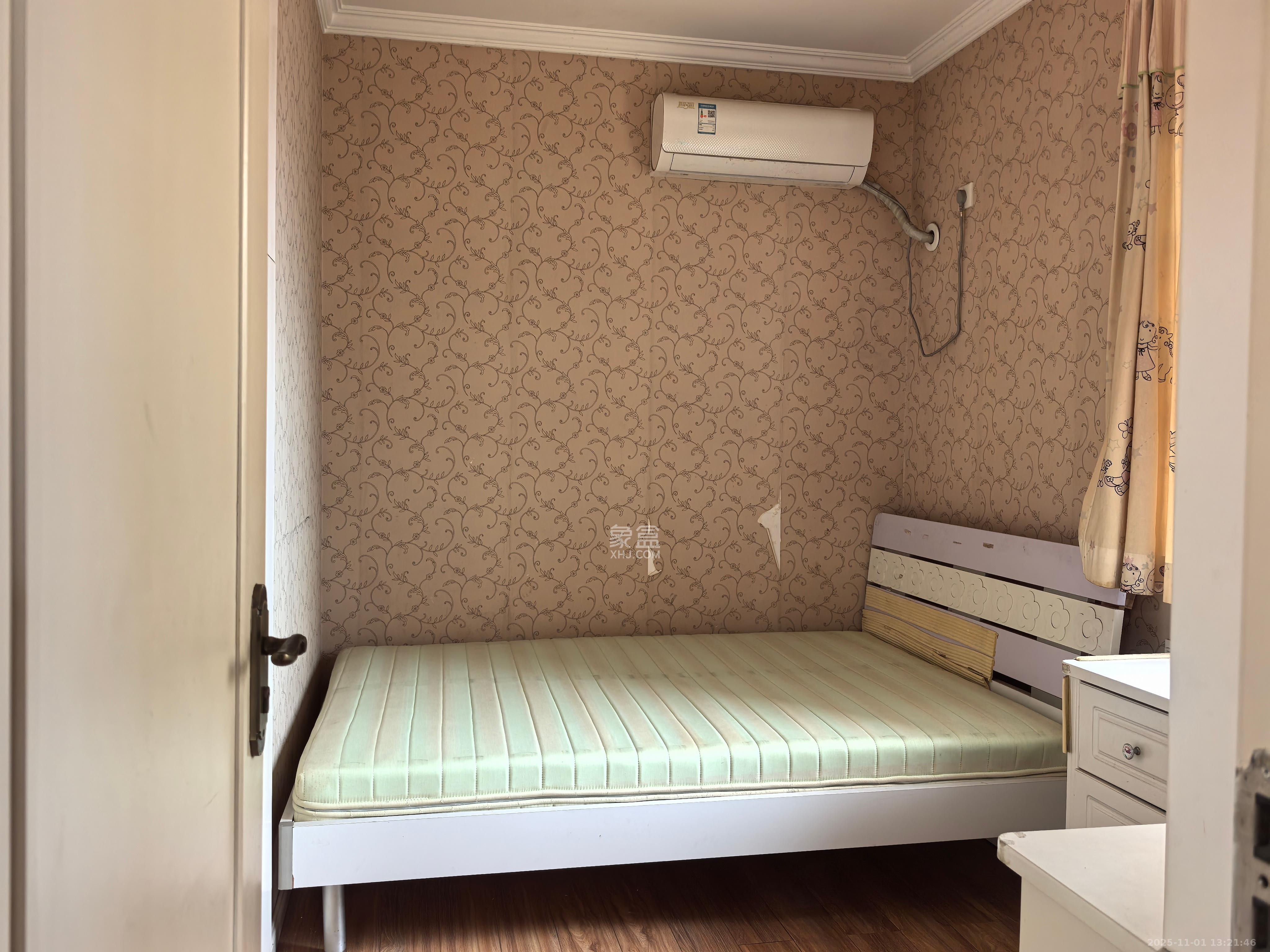 宏聚地中海  2室2厅1卫    2000.0元/月室内图