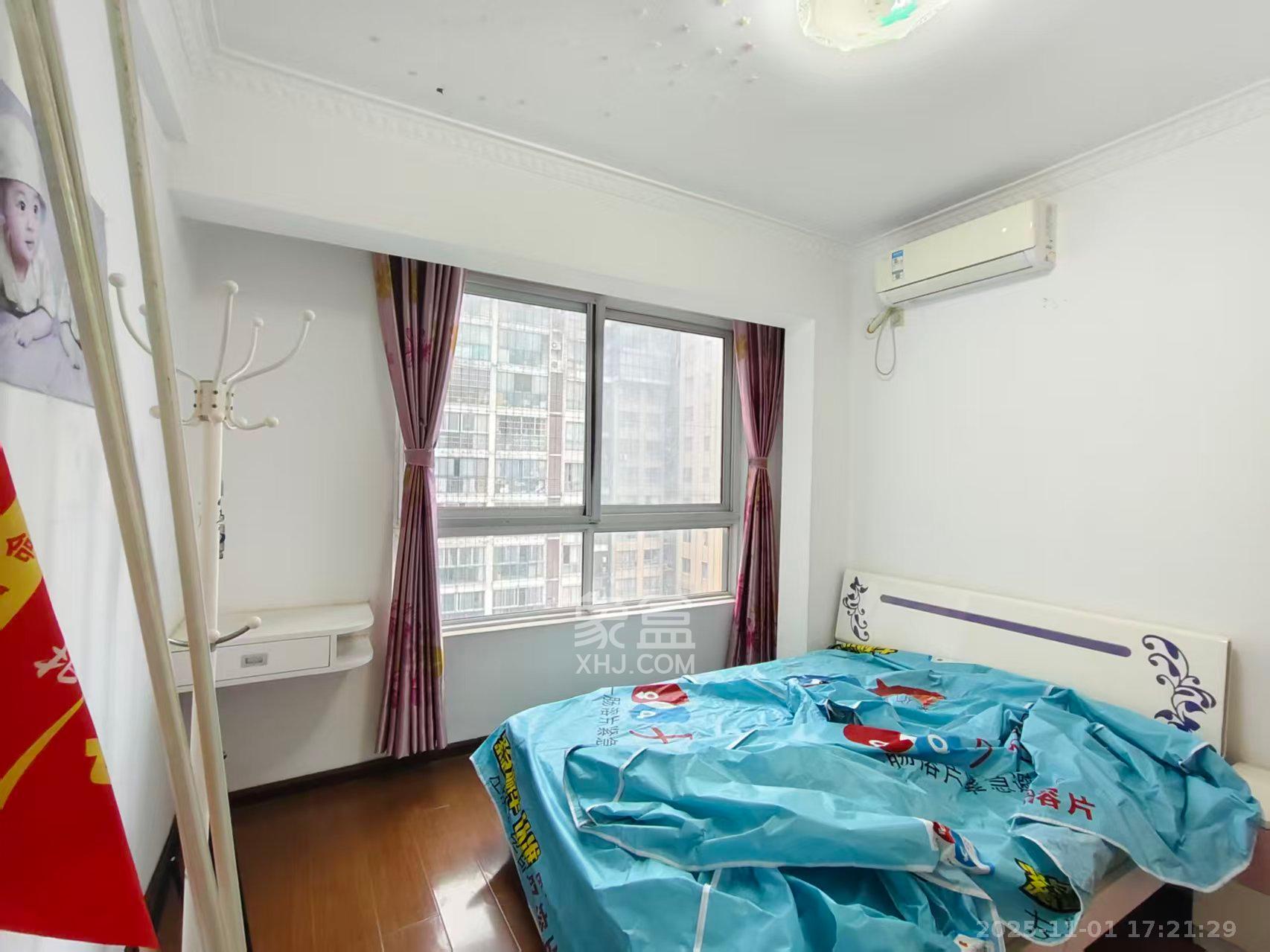 银港水晶城  3室2厅1卫    2600.0元/月室内图