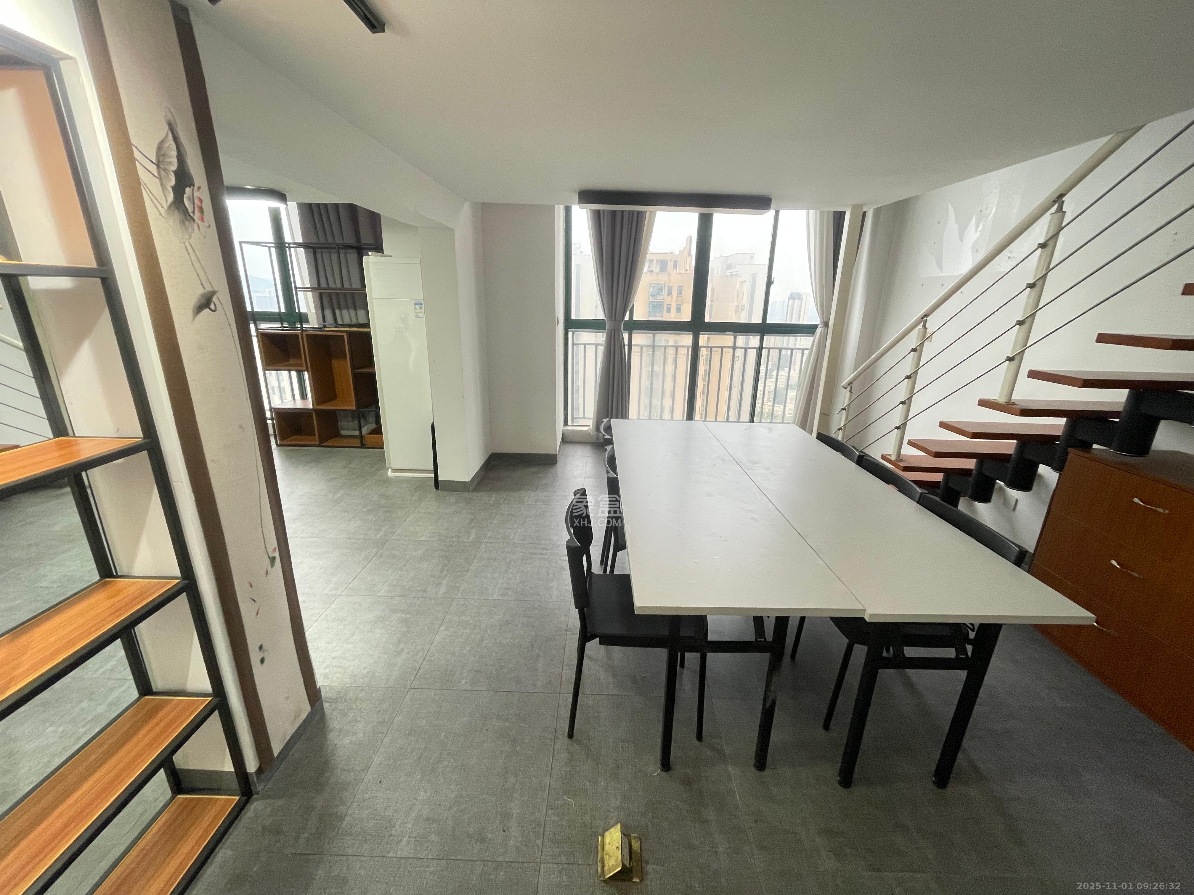 洋湖时代 1室1厅1卫 3200.0元/月 洋湖时代 1室1厅1卫 3200.0元/月室内图