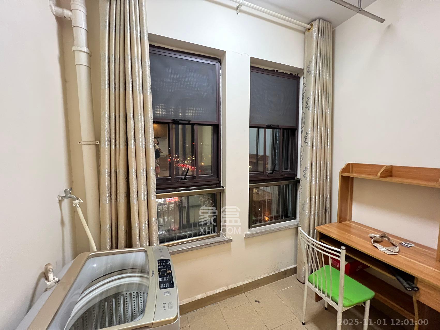 奥林匹克花园贡院三期 1室1厅1卫 1300.0元/月 奥林匹克花园贡院三期 1室1厅1卫 1300.0元/月室内图