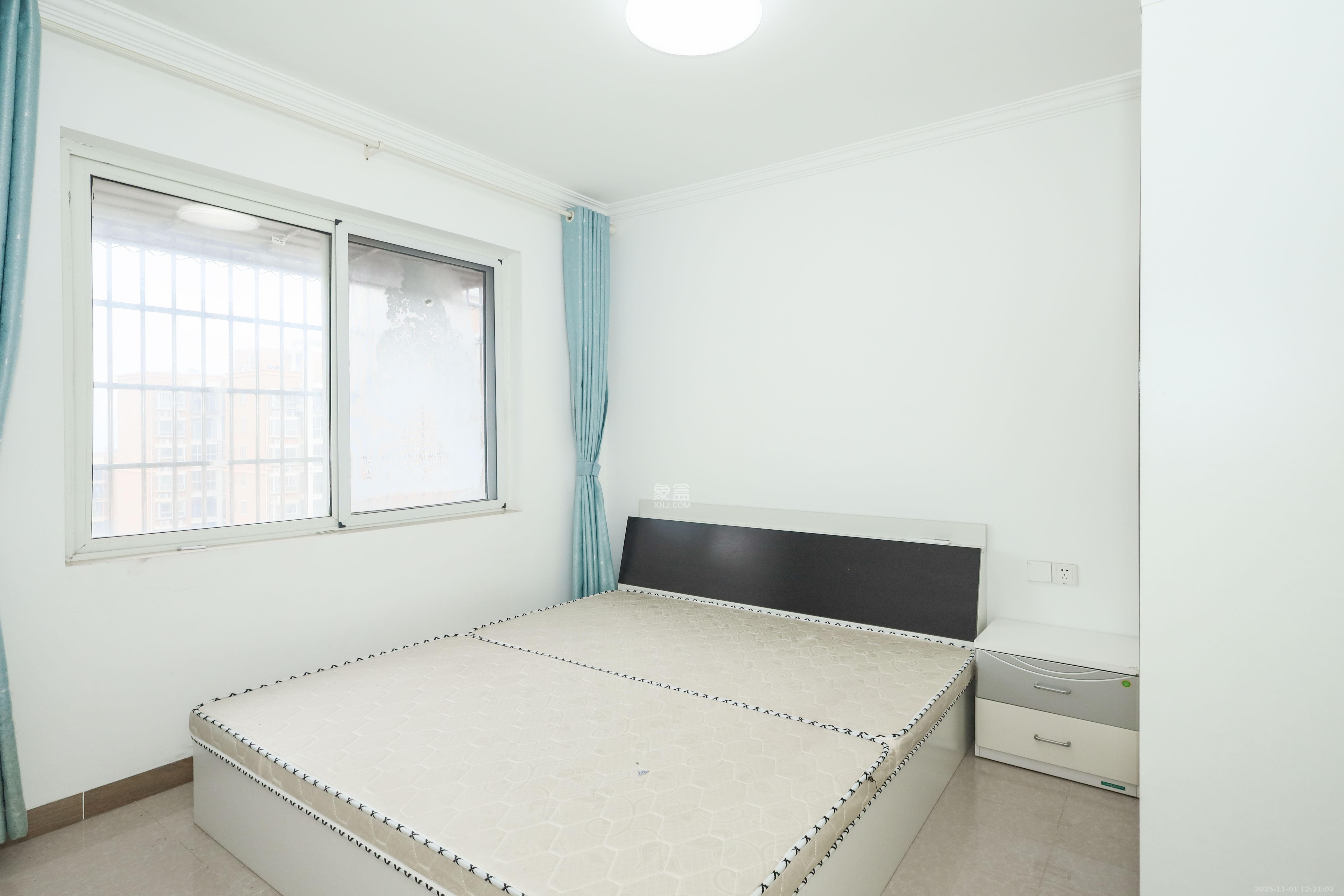 和润园一、二期  3室2厅1卫    68.0万卧室