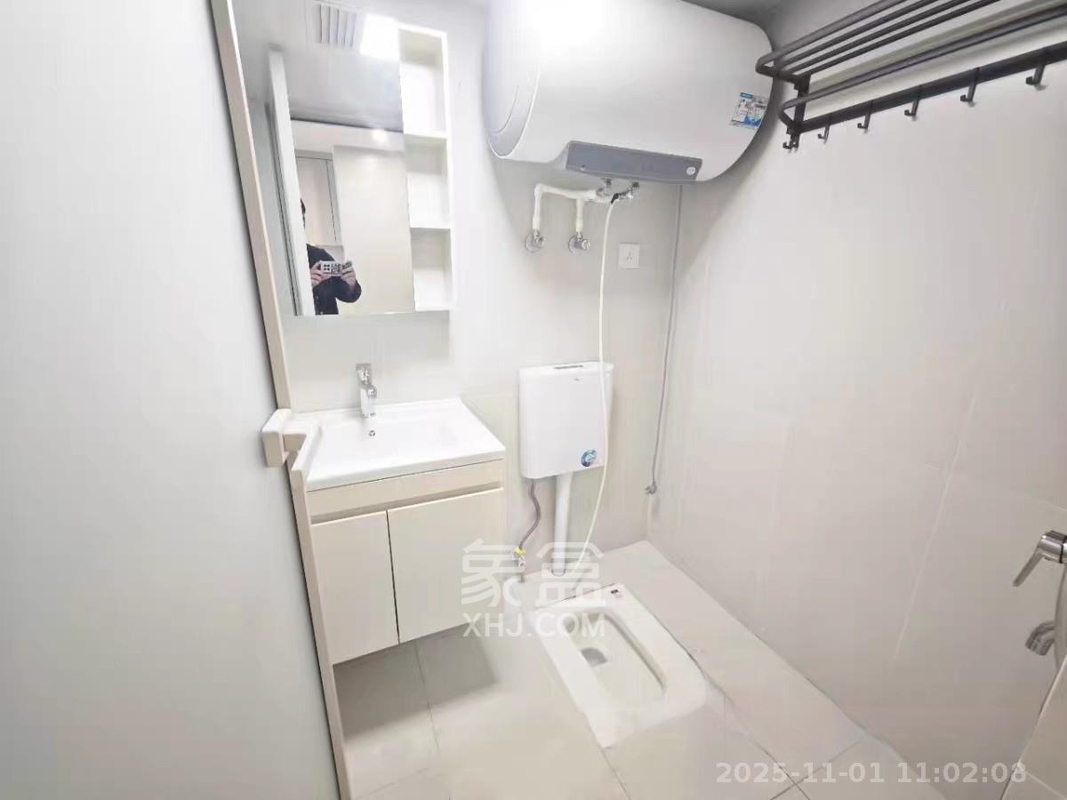 力高凤凰新天 2室1厅1卫 2000.0元/月 力高凤凰新天 2室1厅1卫 2000.0元/月室内图