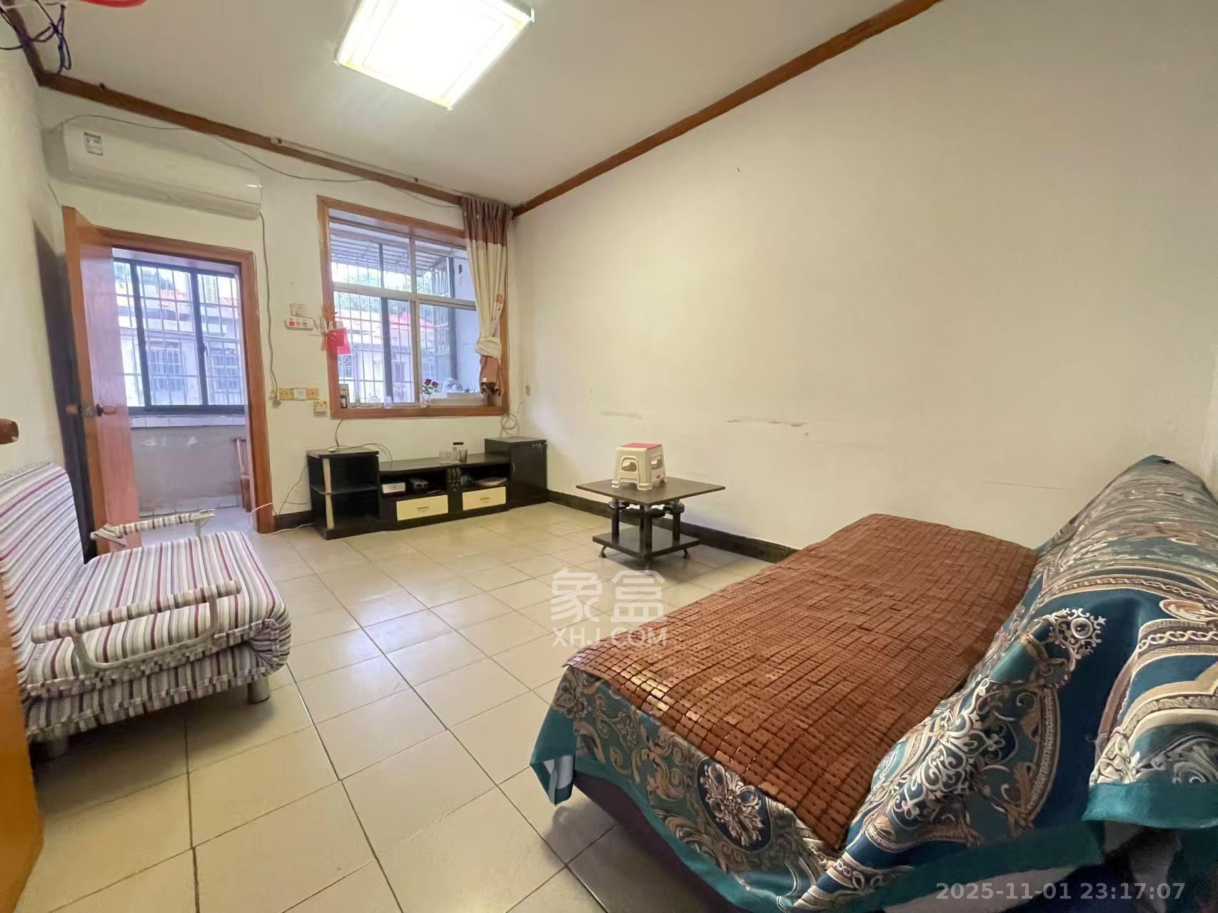 乔庄社区  1室0厅0卫    1600.0元/月室内图