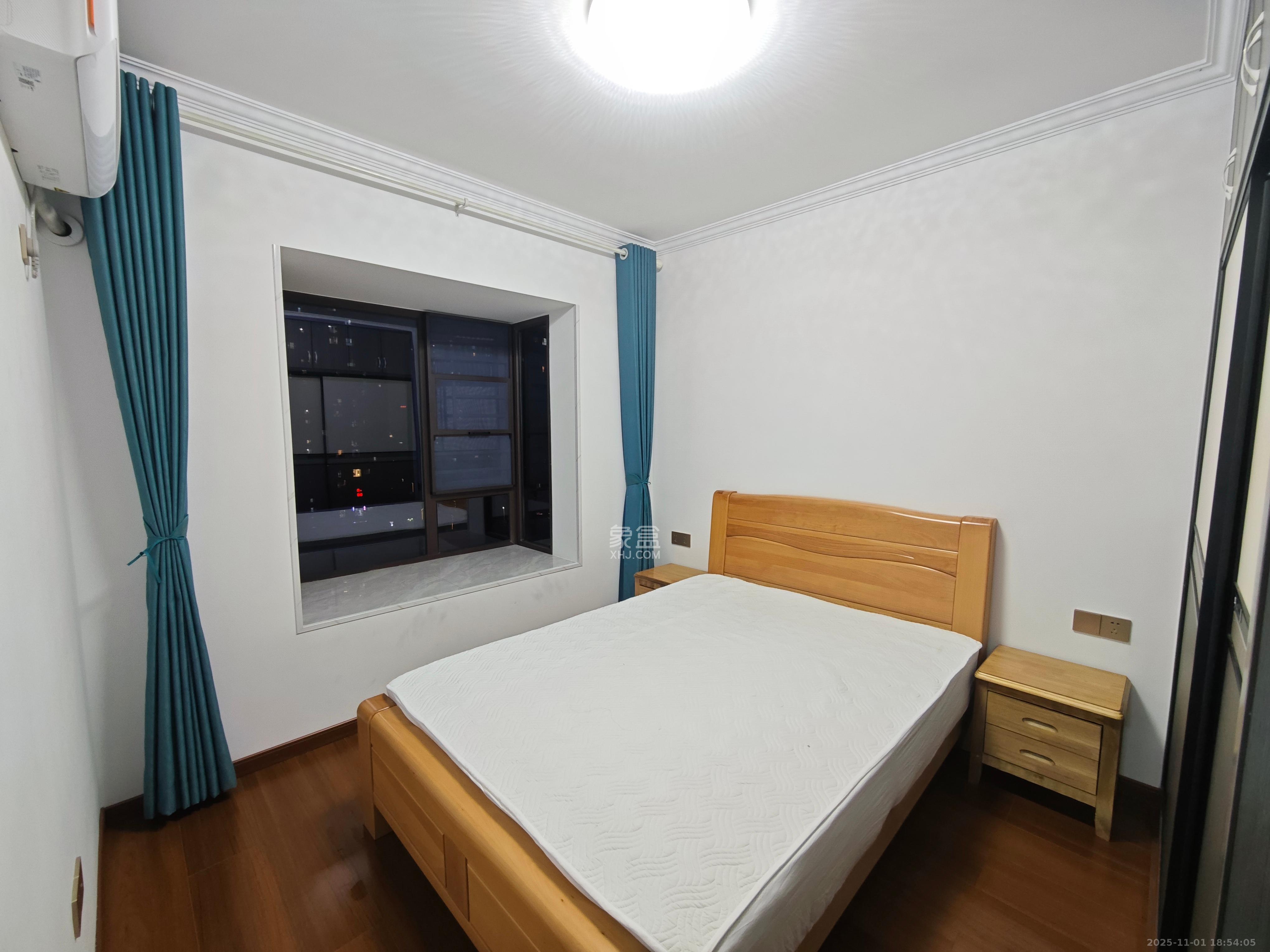 和润园三期  2室2厅1卫    1980.0元/月室内图