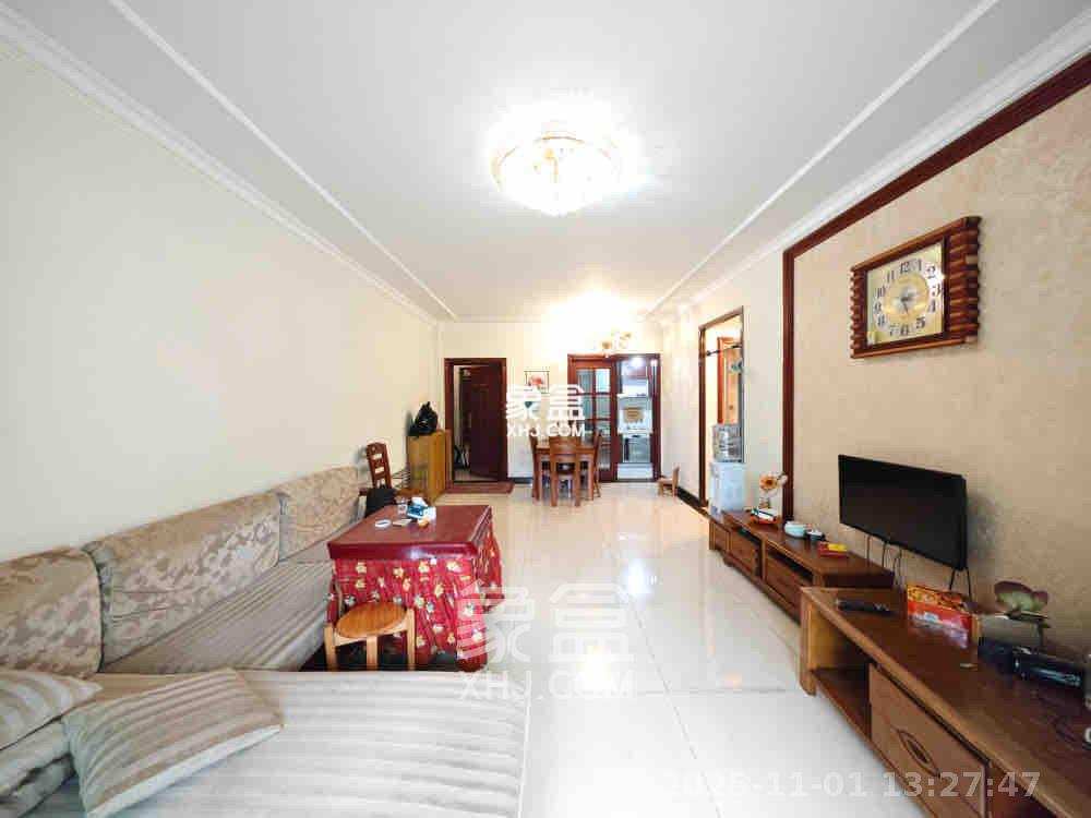 恒大城 3室2厅2卫 2100.0元/月 恒大城 3室2厅2卫 2100.0元/月室内图