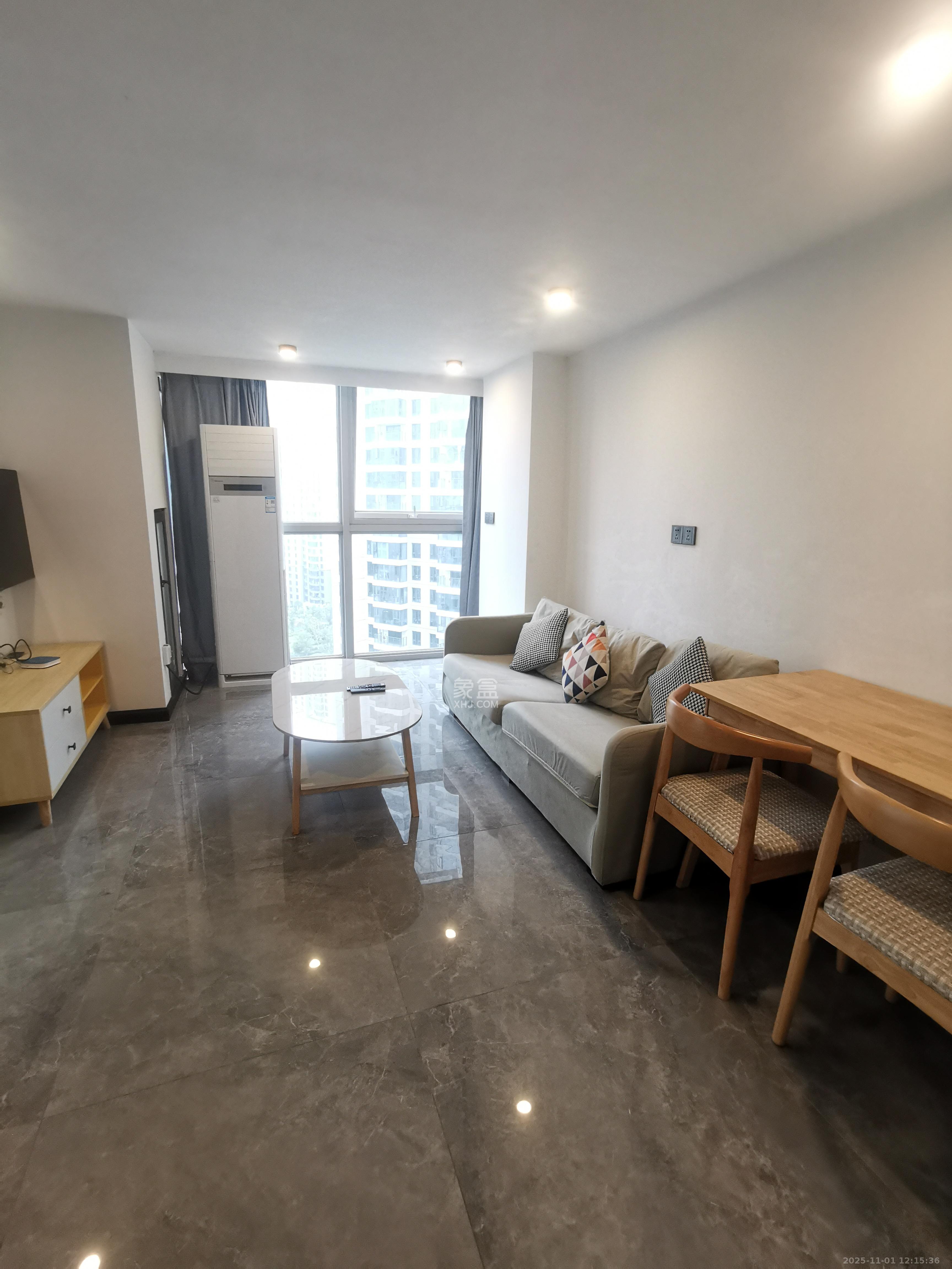 绿地长沙城际空间站（绿地新里佳苑）  1室1厅1卫    2000.0元/月室内图