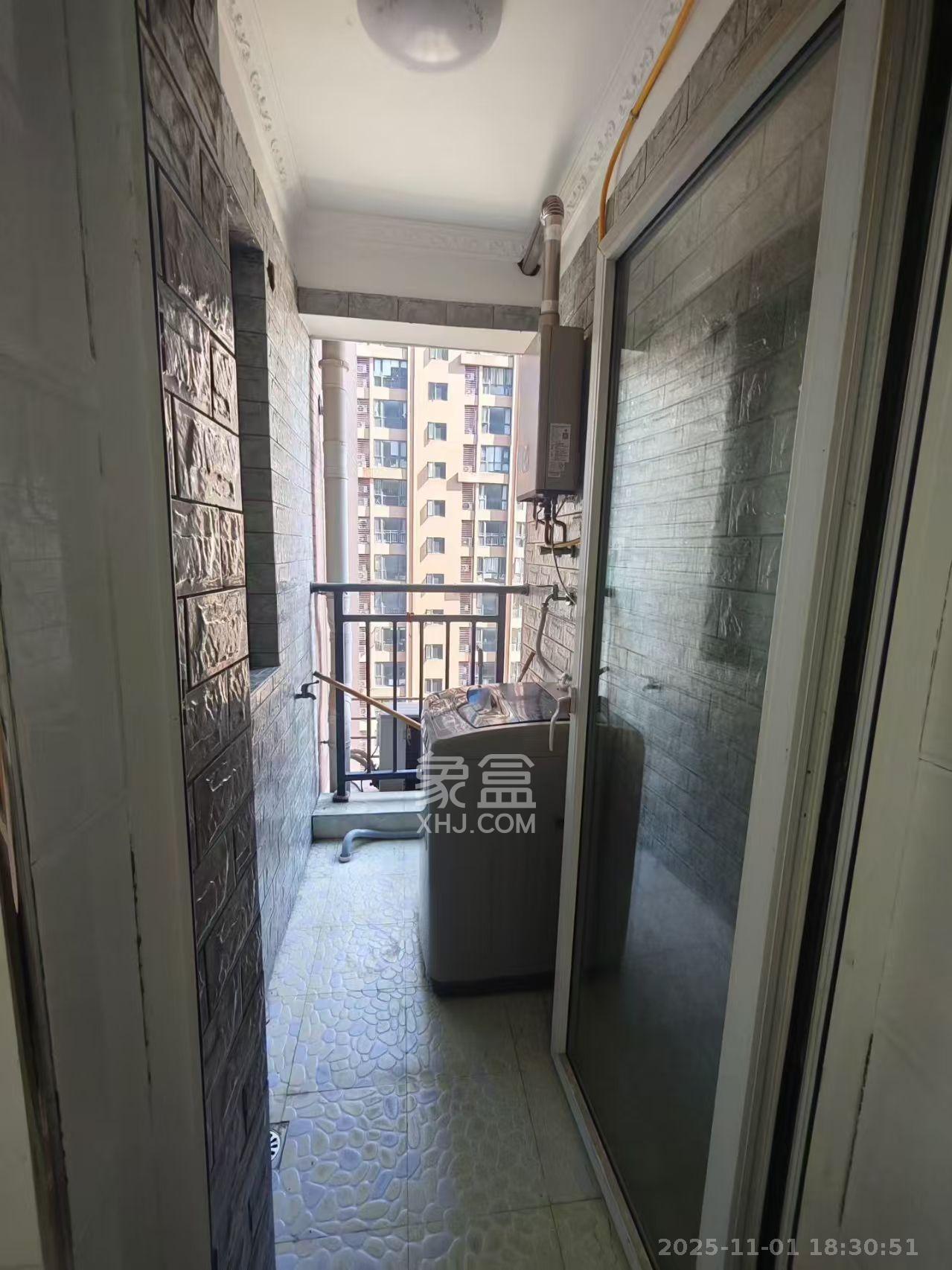 长城雅苑  1室1厅1卫    1600.0元/月室内图