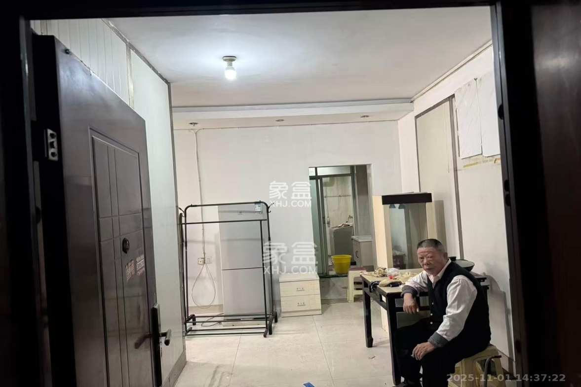 大桥一,二区 1室0厅0卫 1100.0元/月 大桥一,二区 1室0厅0卫 1100.0元/月室内图