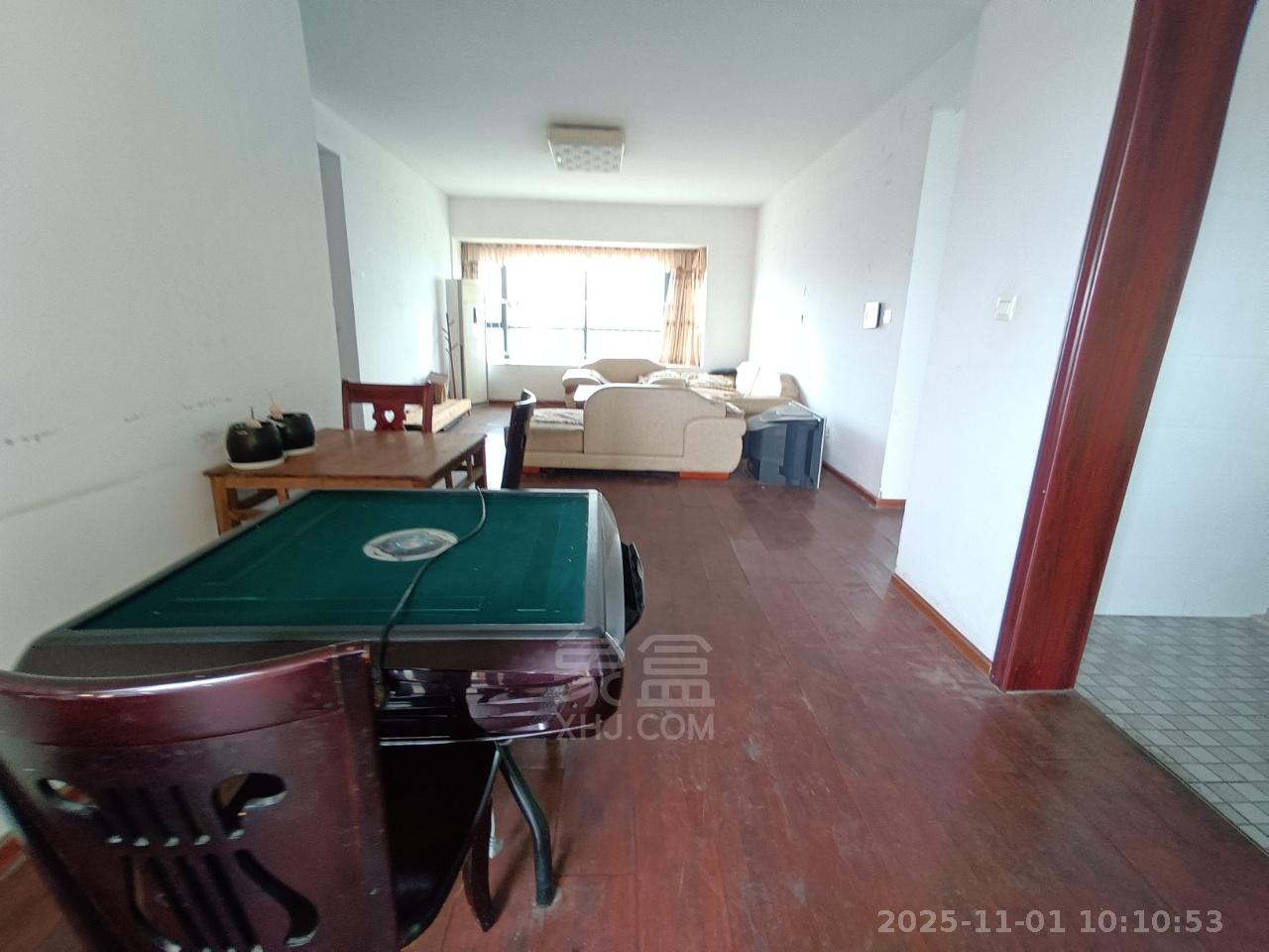 蓝盾景园二期  4室2厅2卫    1600.0元/月室内图