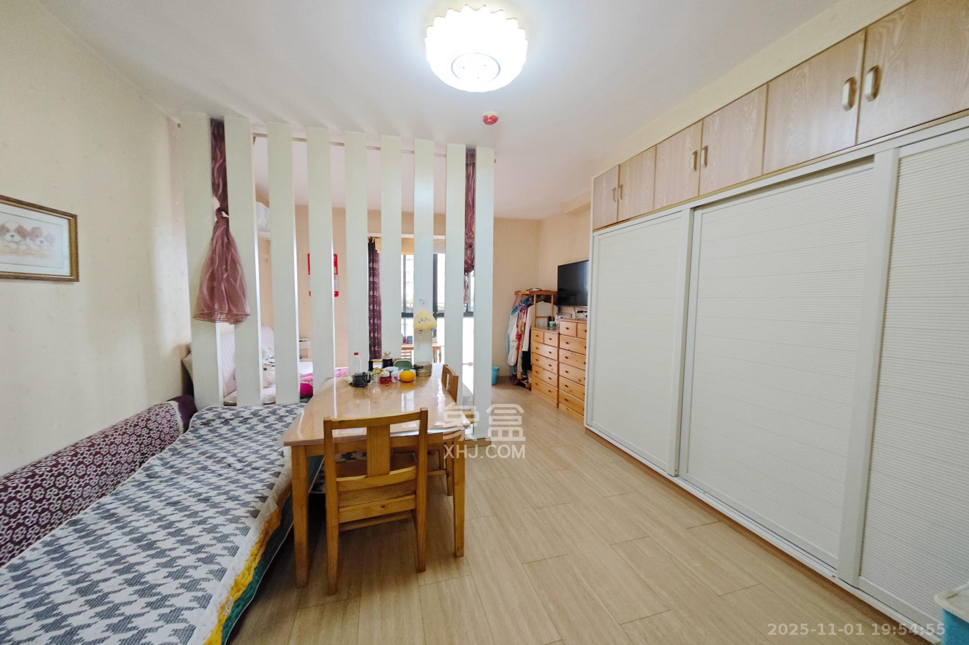 尊邸华庭  1室1厅1卫    28.8万