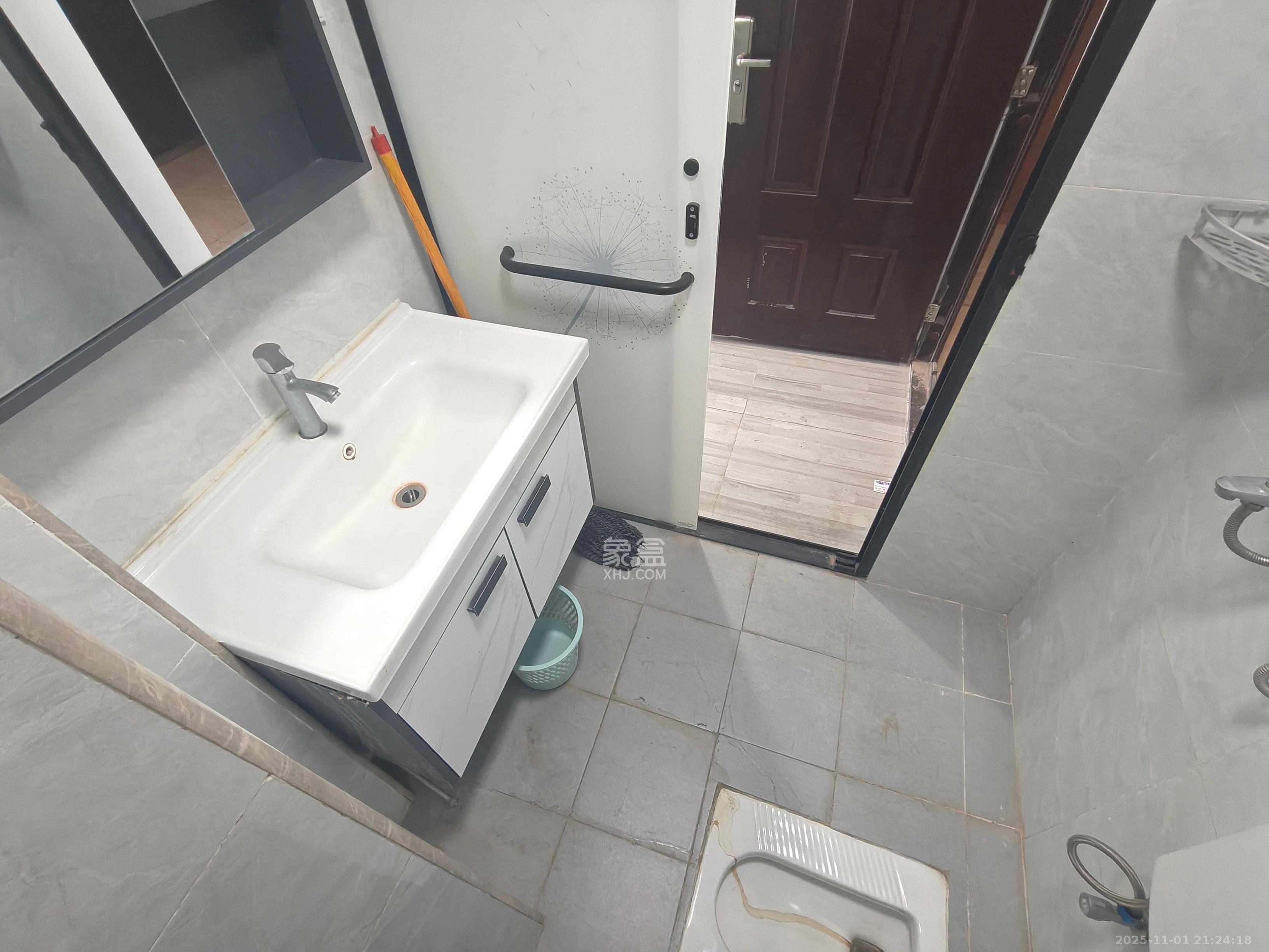 洋湖时代 1室1厅1卫 1100.0元/月 洋湖时代 1室1厅1卫 1100.0元/月室内图