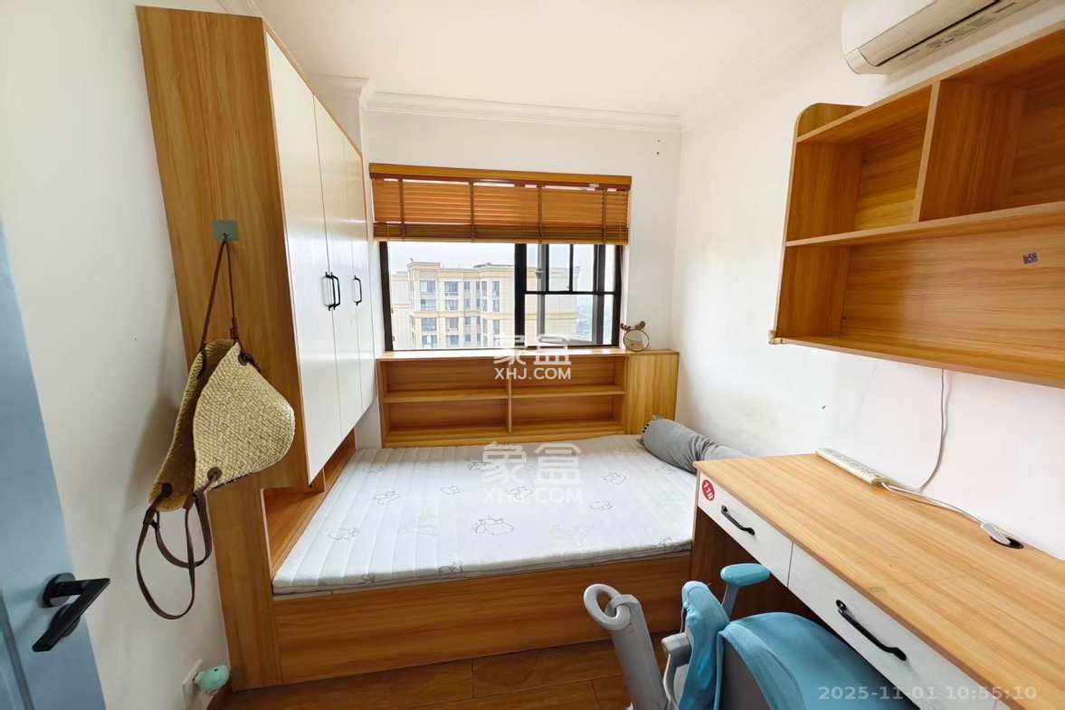 鑫远悦城(鑫远悦时代) 3室2厅1卫 2400.0元/月 鑫远悦城(鑫远悦时代) 3室2厅1卫 2400.0元/月室内图