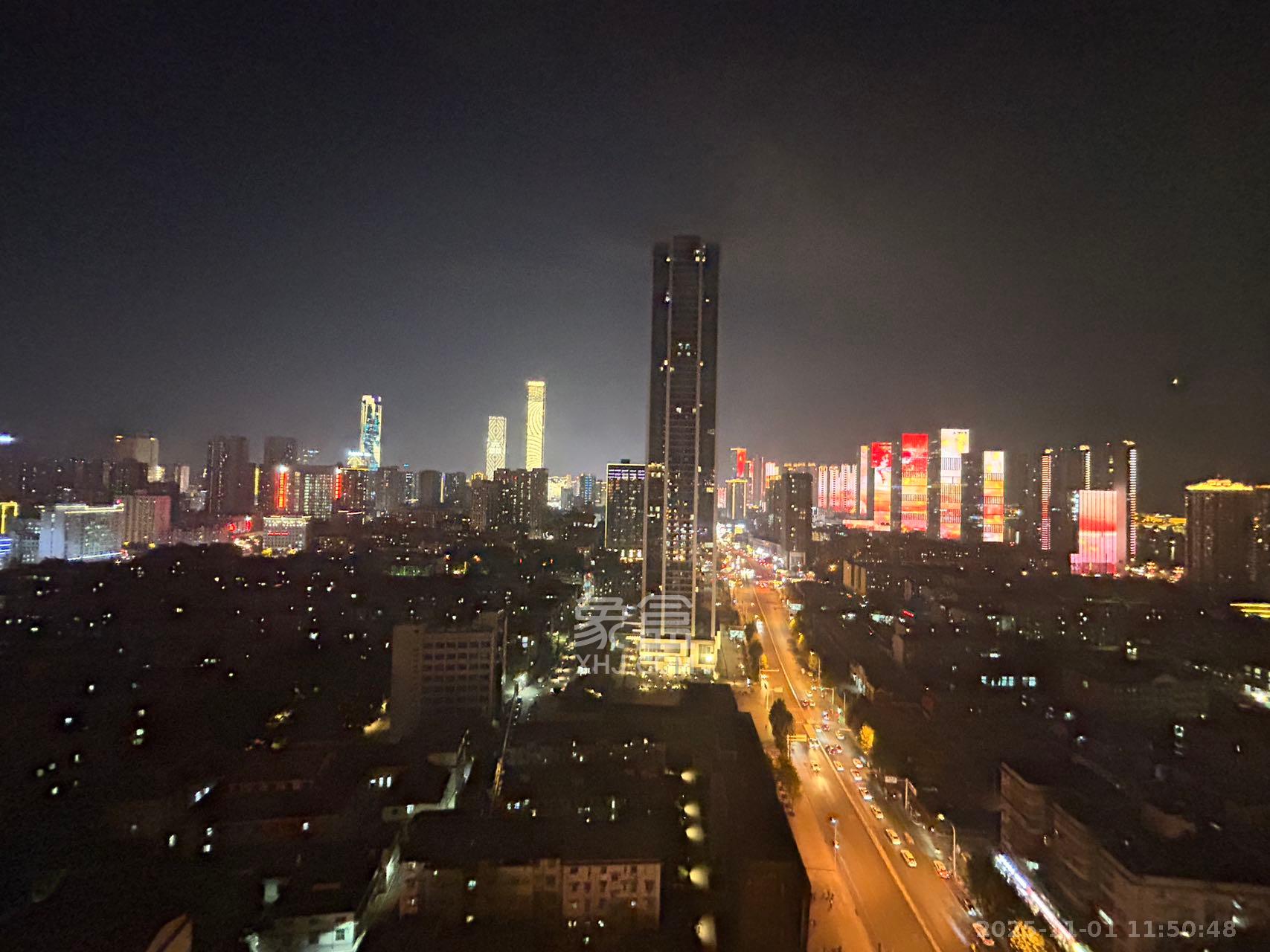 东宸19公馆  1室1厅1卫    1800.0元/月 东宸19公馆  1室1厅1卫    1800.0元/月室内图