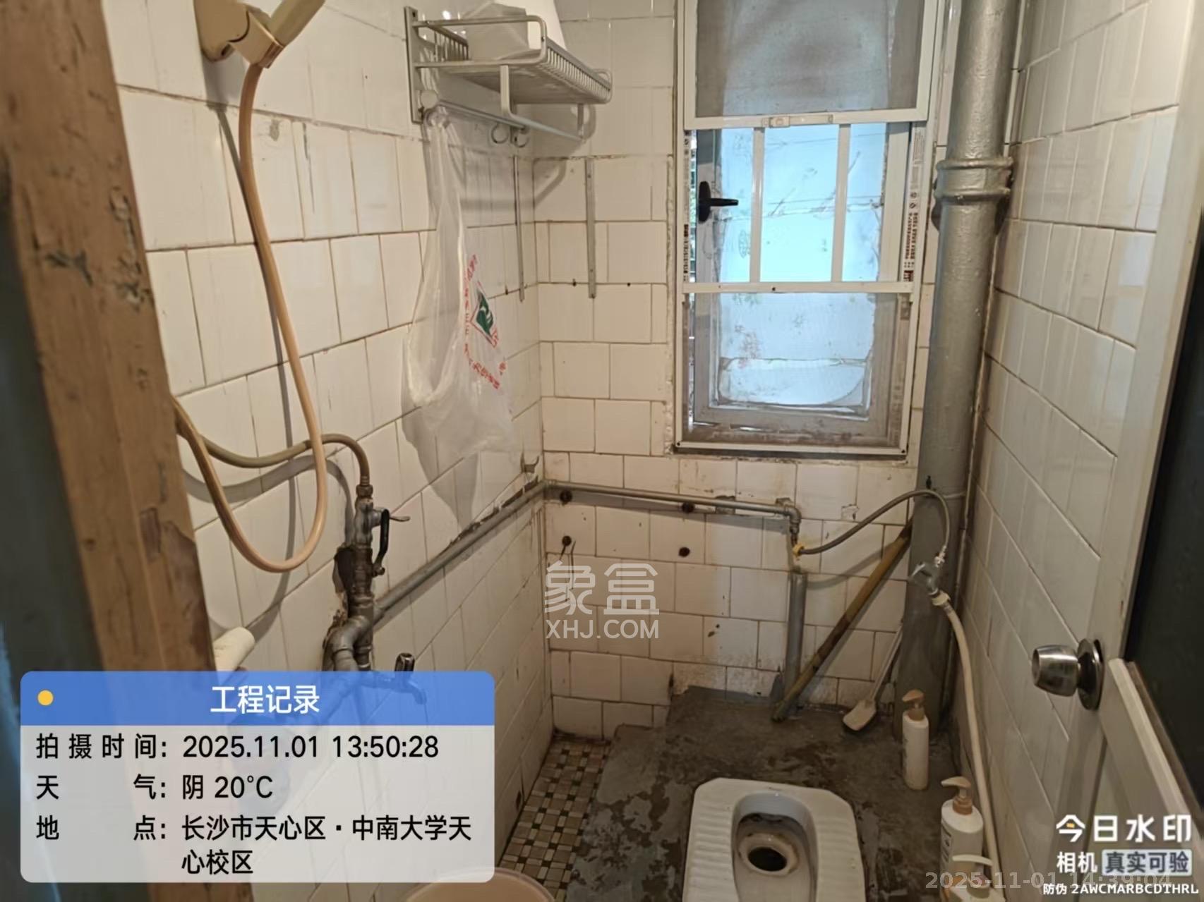 梅岭村  3室1厅1卫    1800.0元/月室内图