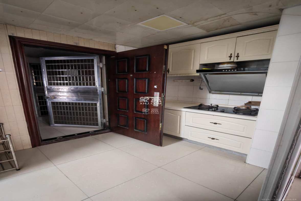 生活艺术城 1室1厅1卫 1050.0元/月 生活艺术城 1室1厅1卫 1050.0元/月室内图