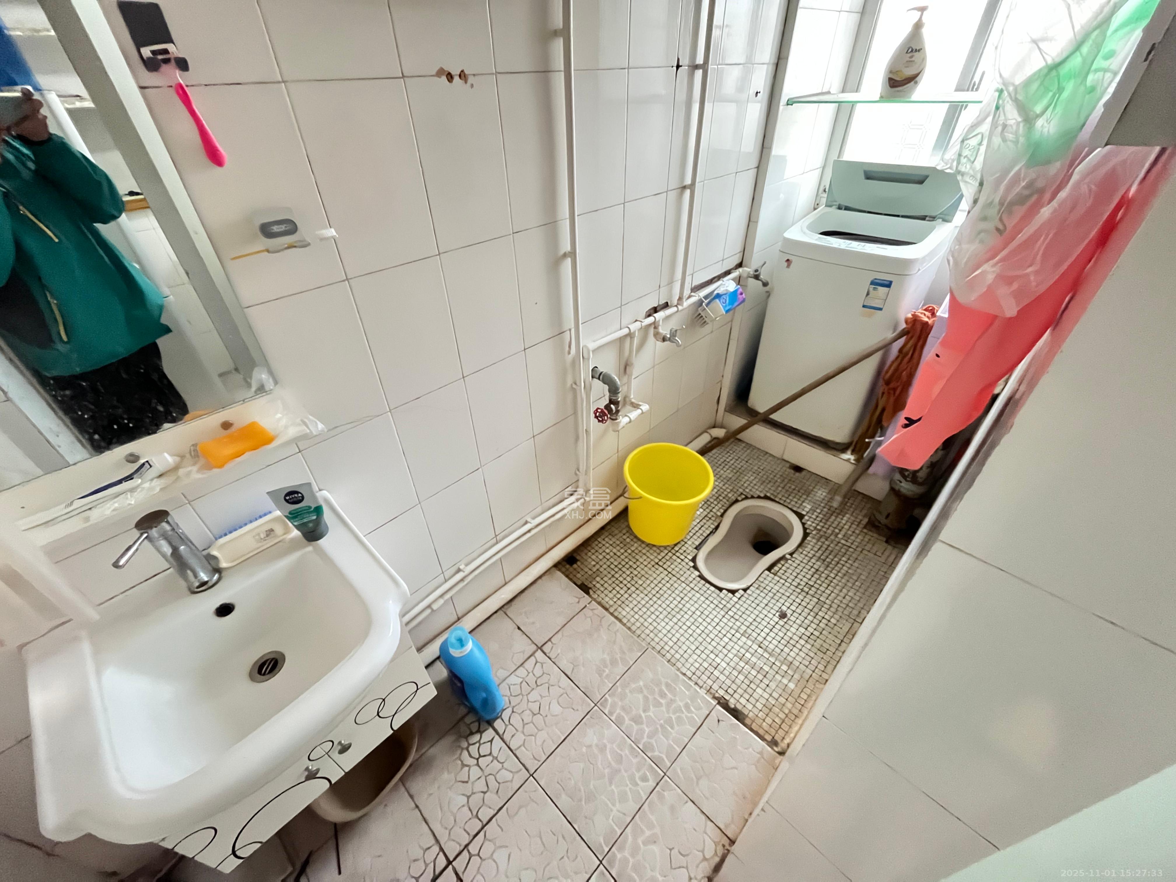 涂家冲社区（涂新小区、农商银行宿舍）  2室1厅1卫    1400.0元/月室内图