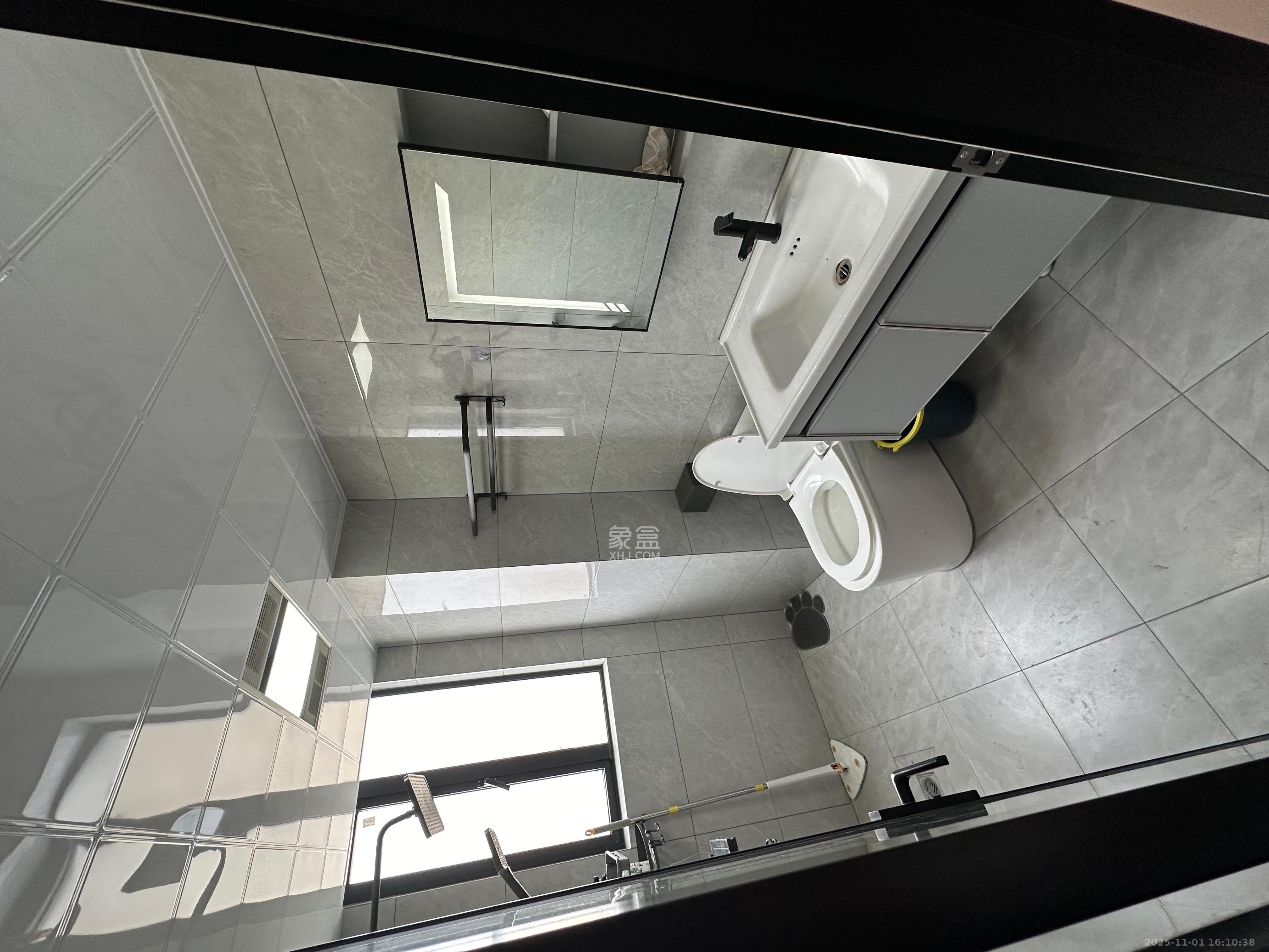 邦盛水岸御园 4室2厅2卫 2800.0元/月 邦盛水岸御园 4室2厅2卫 2800.0元/月室内图