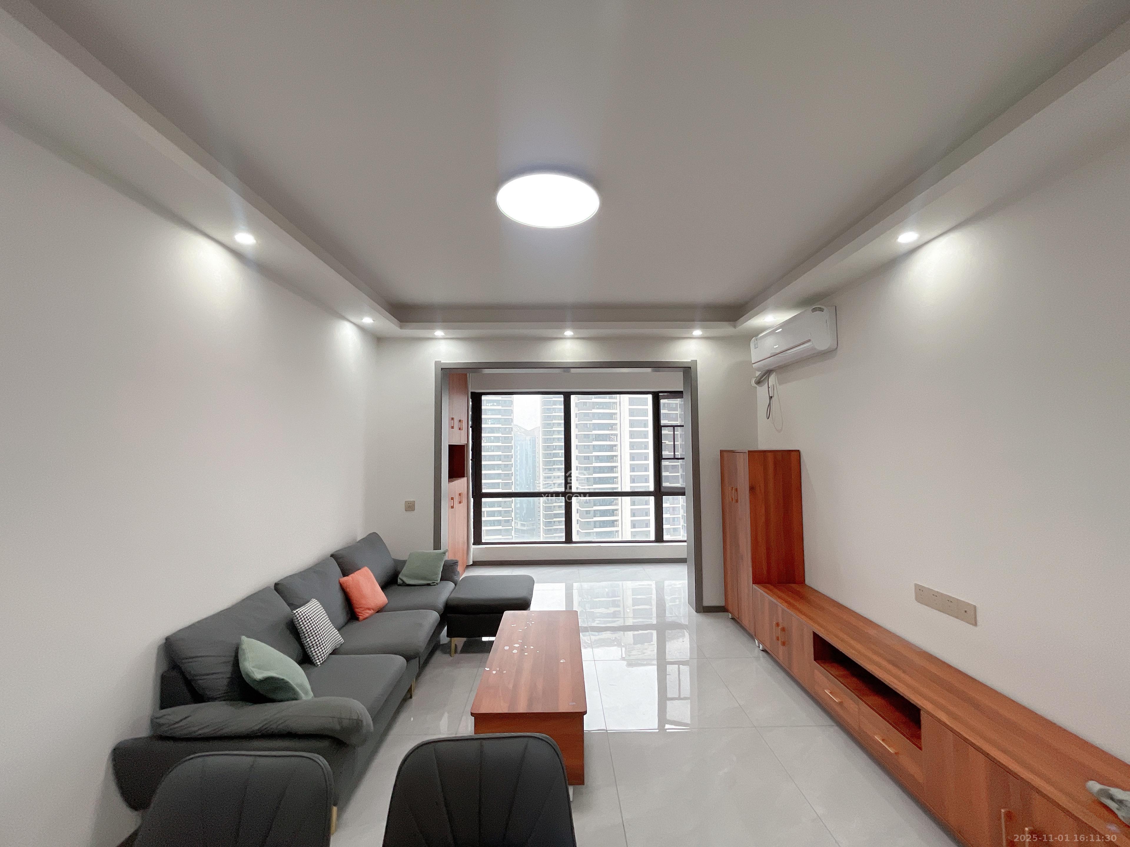 保利西海岸B区  2室1厅1卫    3000.0元/月