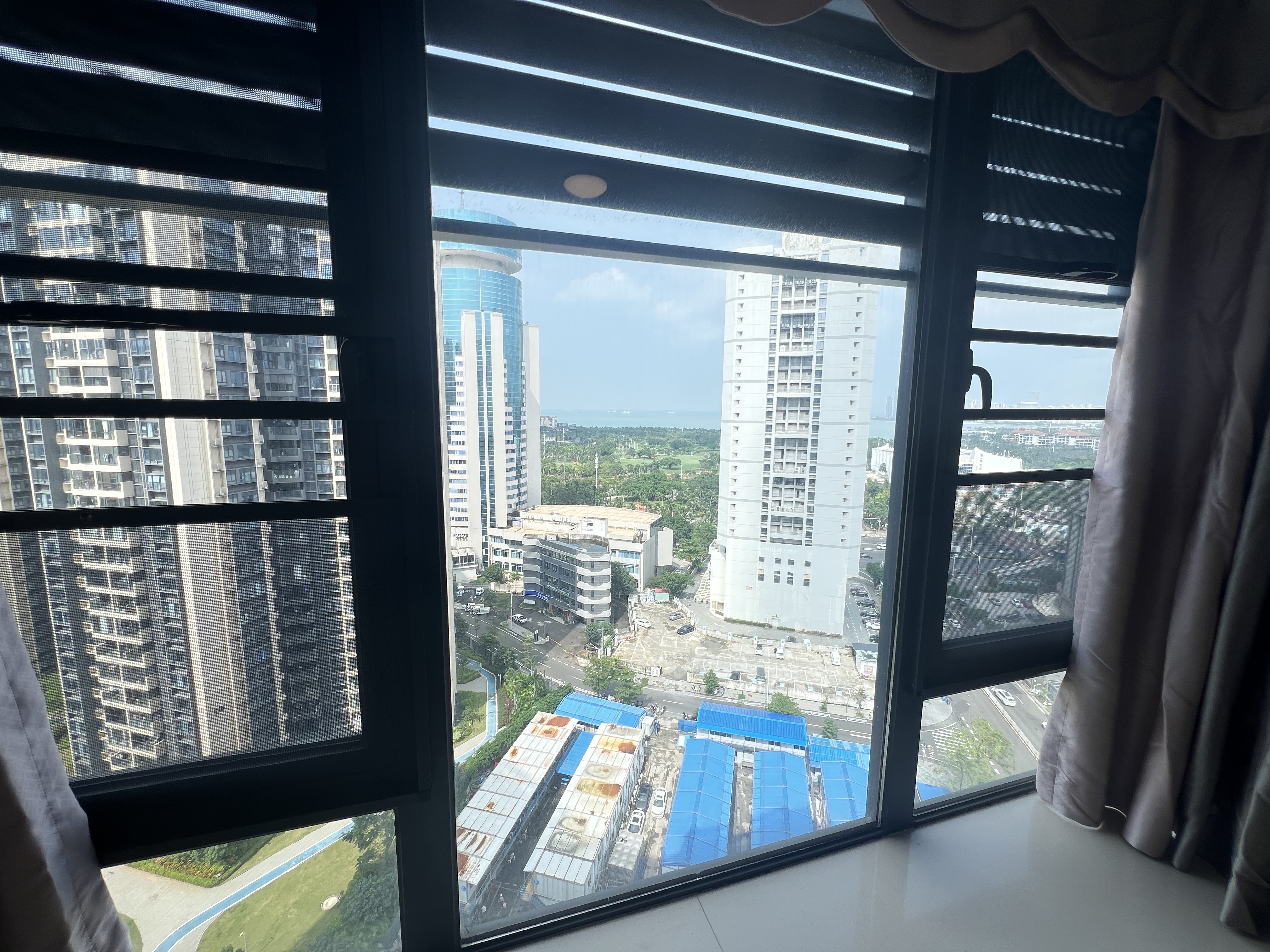 华润中心二期东悦府  4室2厅2卫    10000.0元/月室内图