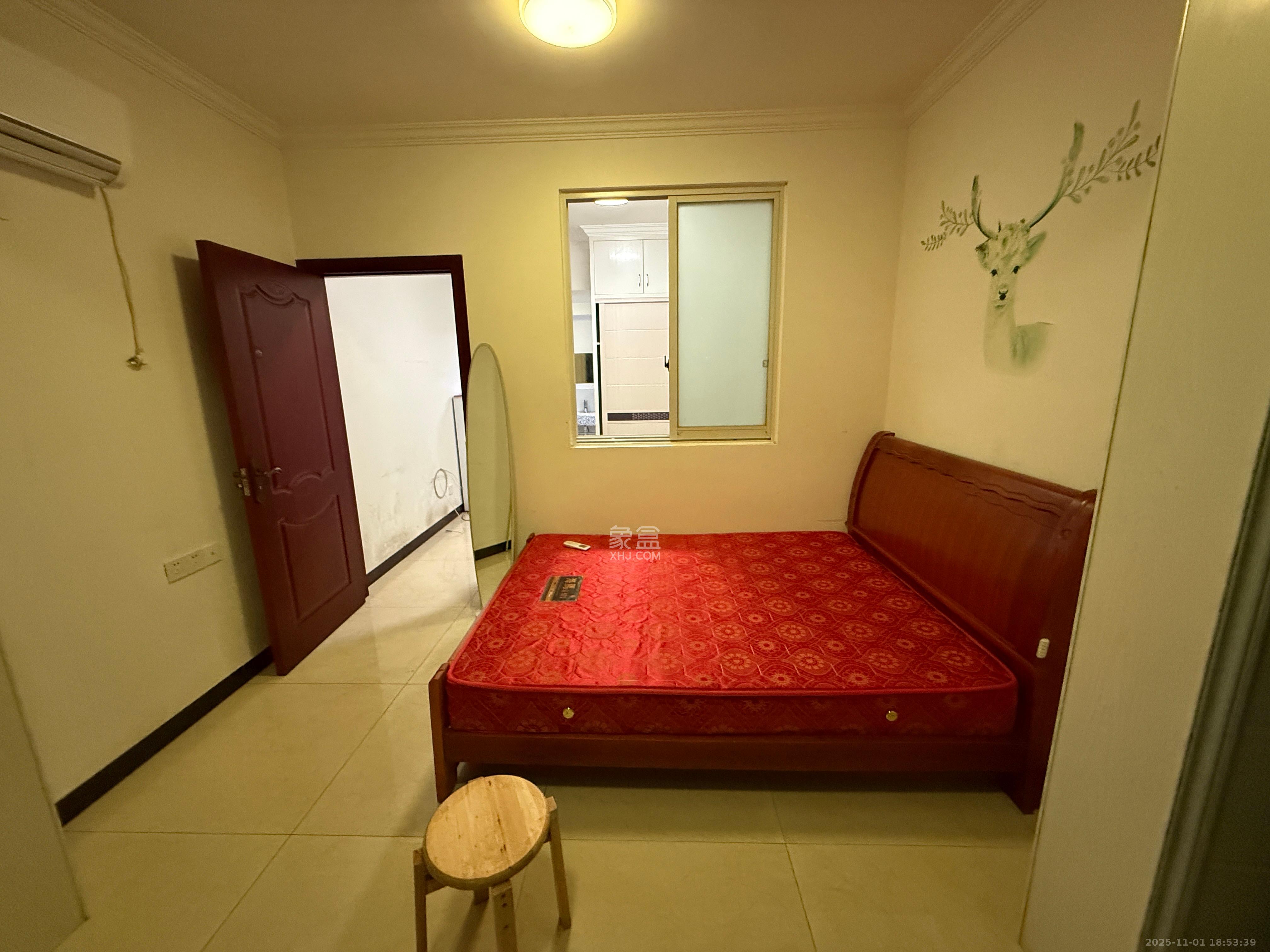 岳华新苑  1室1厅1卫    1300.0元/月室内图