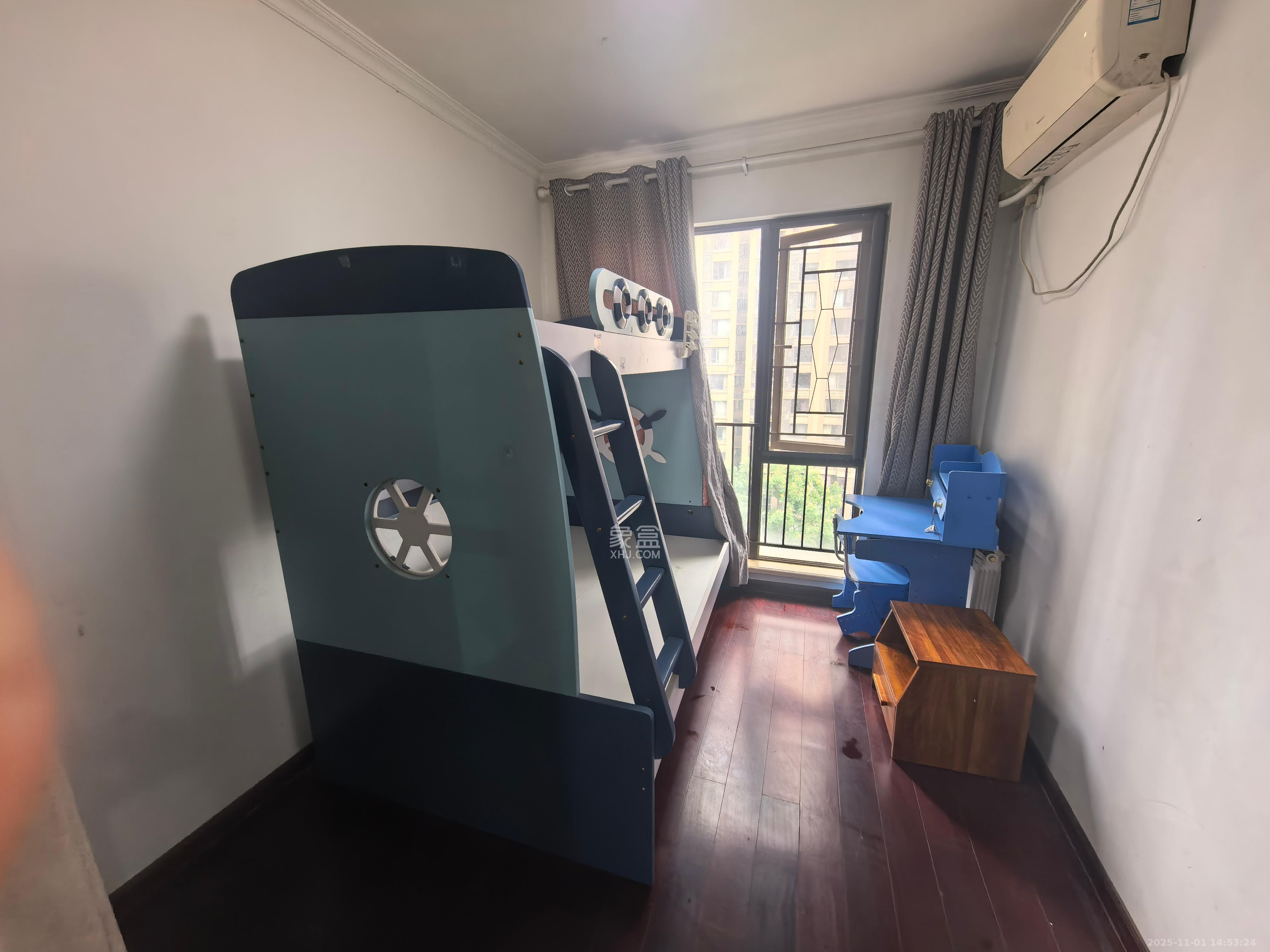 中海国际一期  3室2厅2卫    2300.0元/月室内图