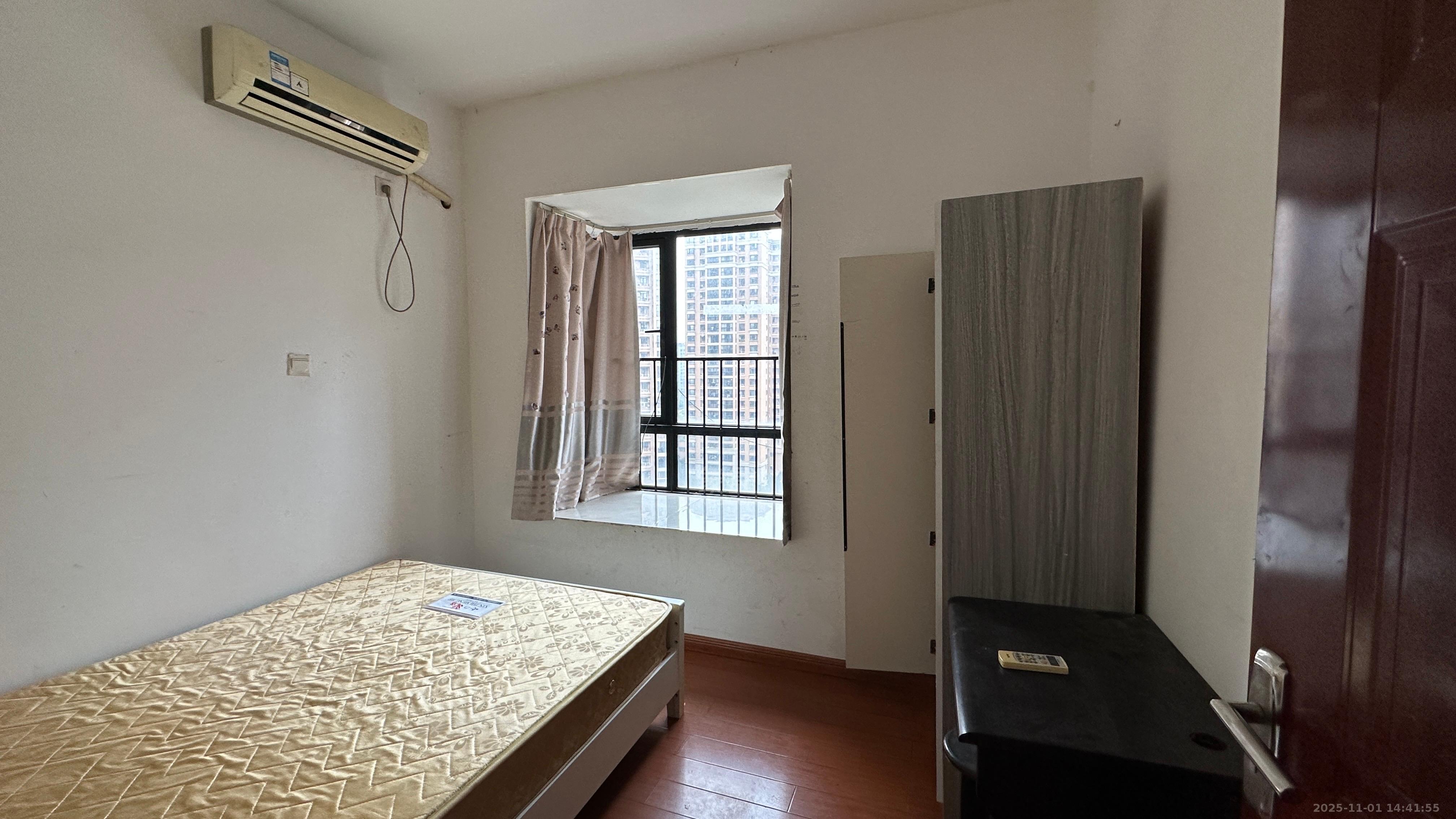 康桥美郡  3室2厅2卫    1700.0元/月室内图