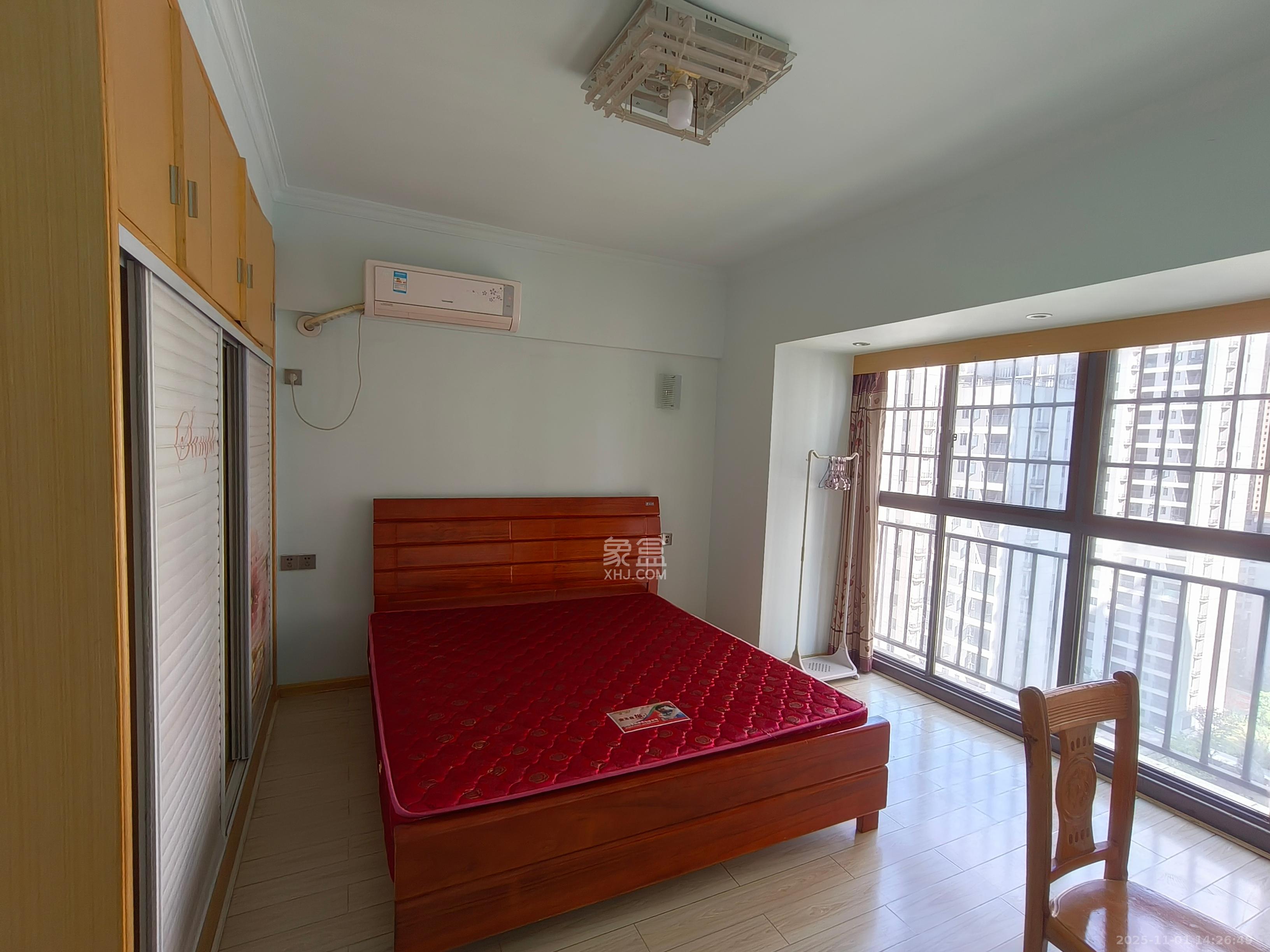 极目楚天  2室2厅1卫    2000.0元/月室内图