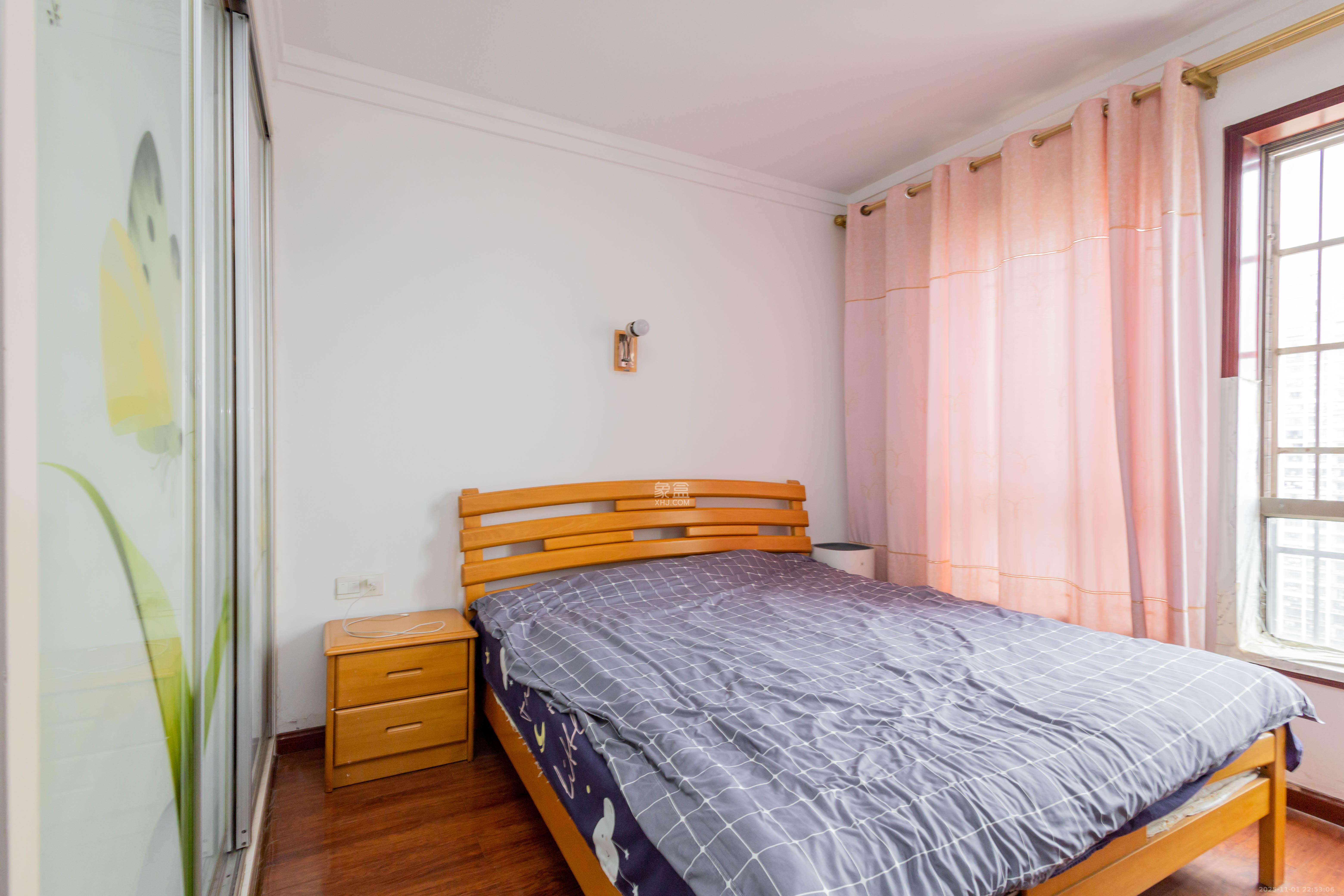 方略潇邦  3室2厅1卫    87.0万卧室