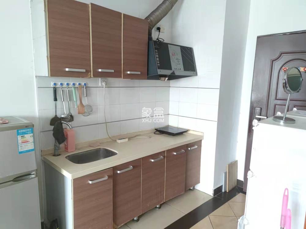 帝国大厦  1室0厅0卫    1500.0元/月室内图