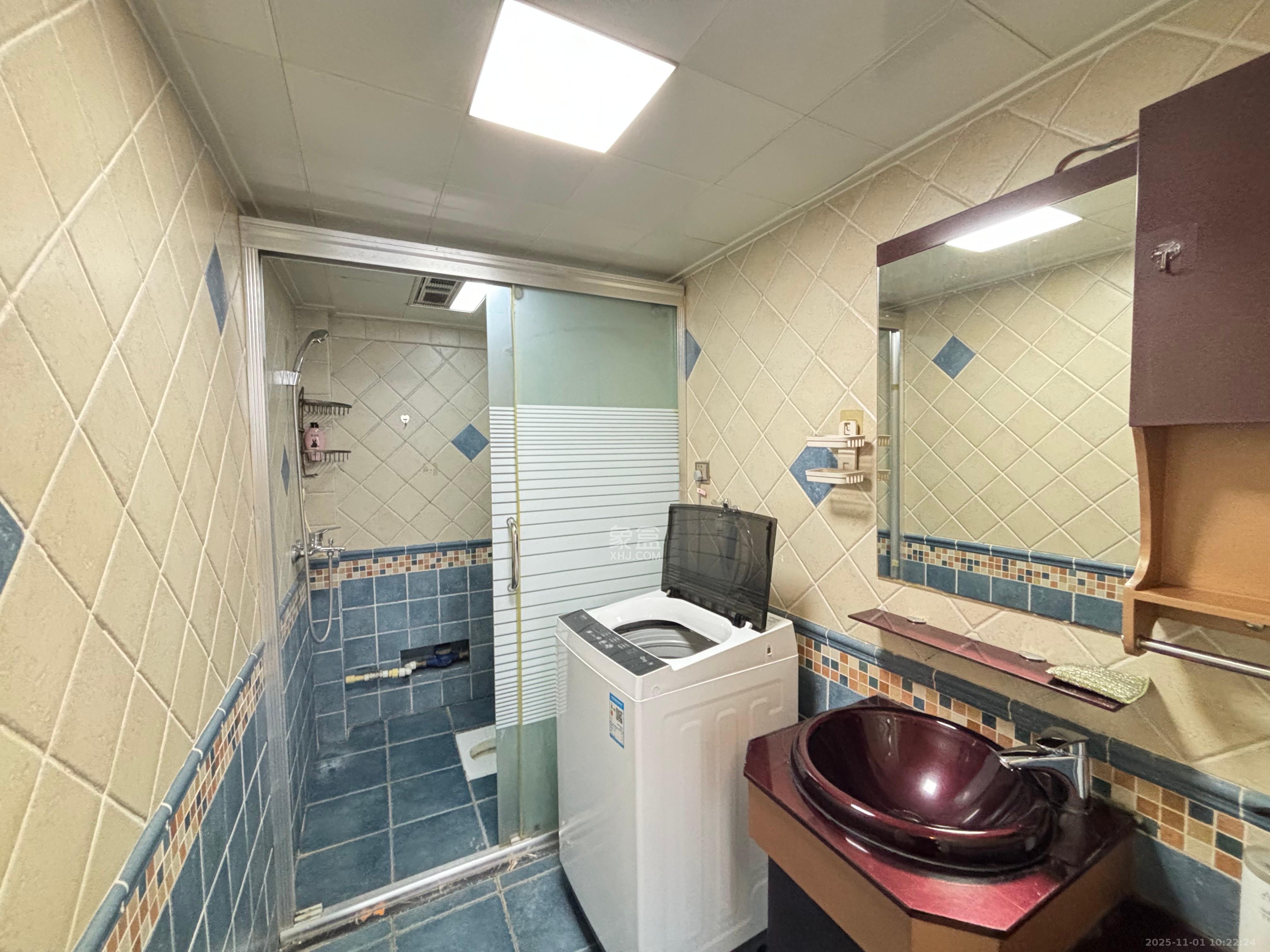 都市春天  1室1厅1卫    1900.0元/月室内图