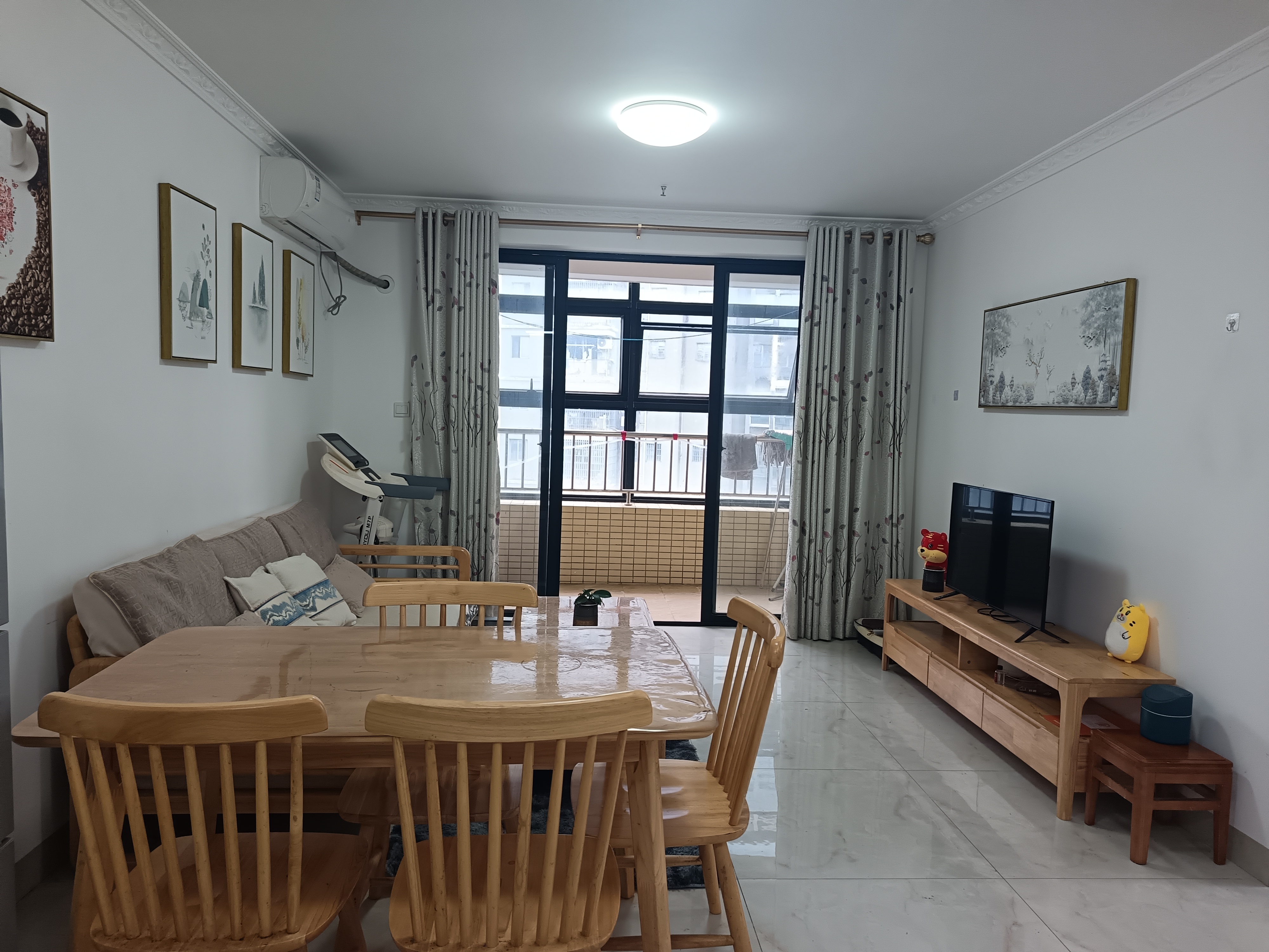 爱尚海蓝 2室1厅1卫 2400.0元/月 爱尚海蓝 2室1厅1卫 2400.0元/月室内图