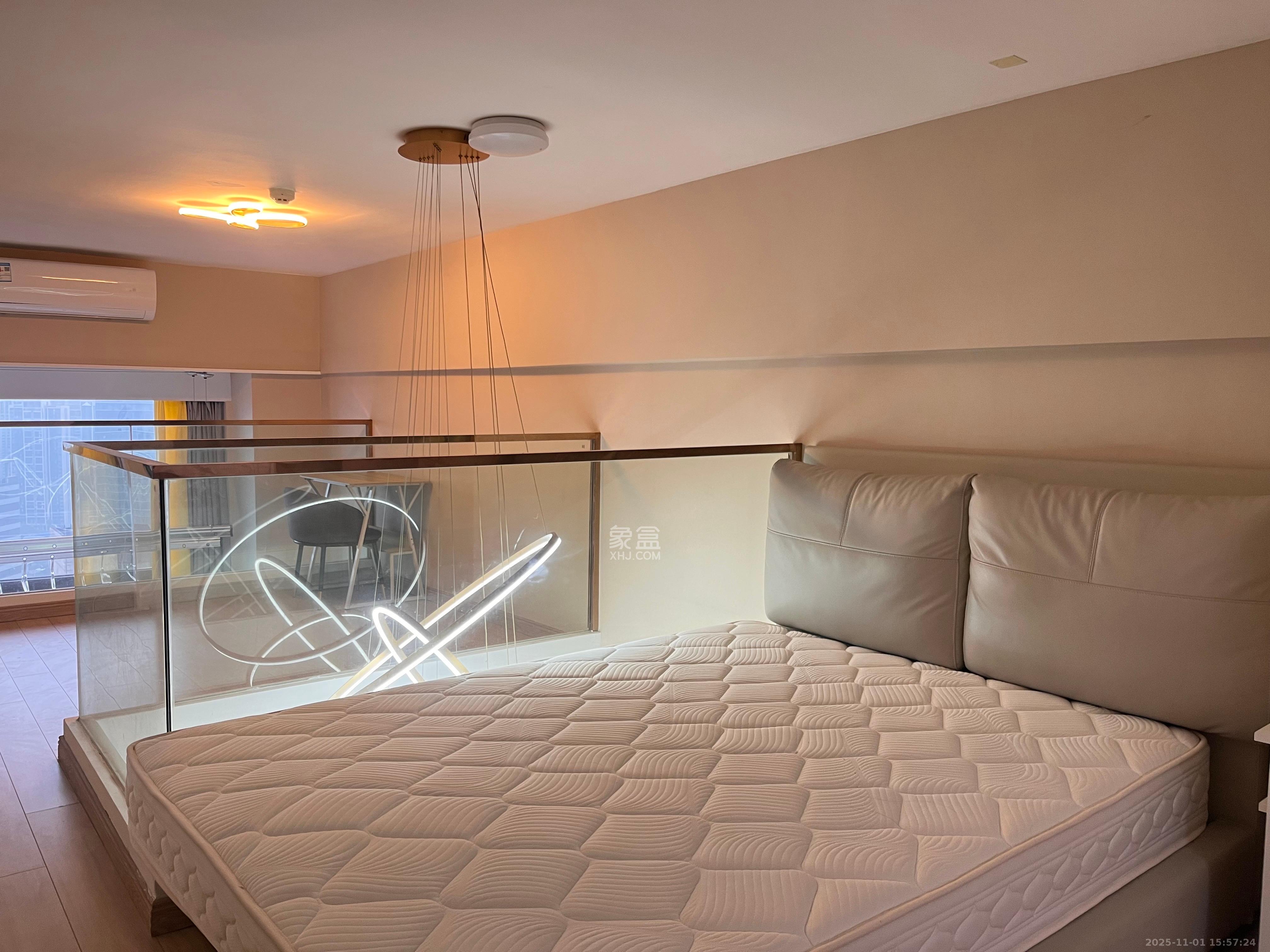 远洋外滩壹号  2室1厅1卫    2200.0元/月室内图