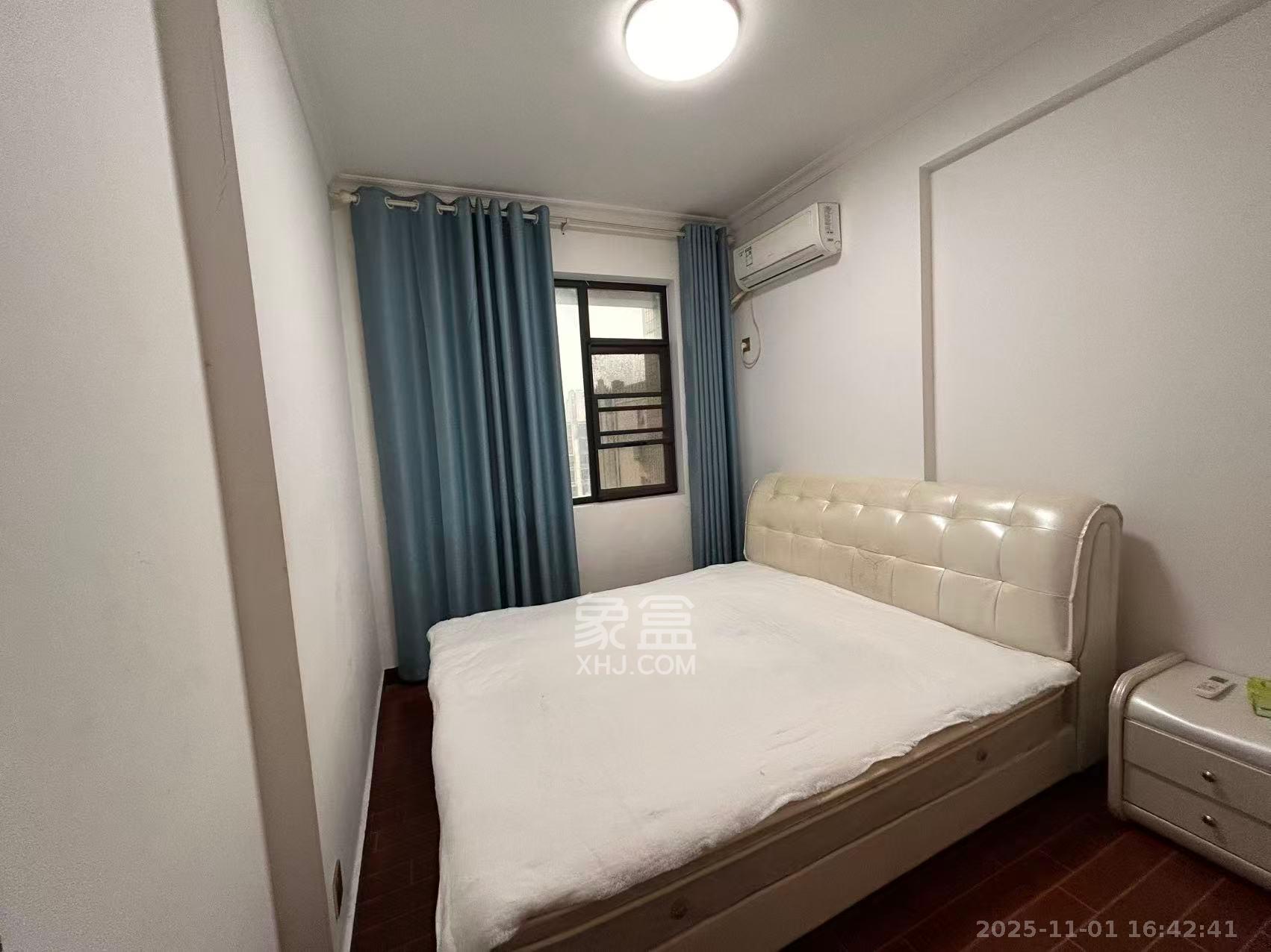 天元涉外景园B区  4室2厅2卫    3200.0元/月 天元涉外景园B区  4室2厅2卫    3200.0元/月室内图