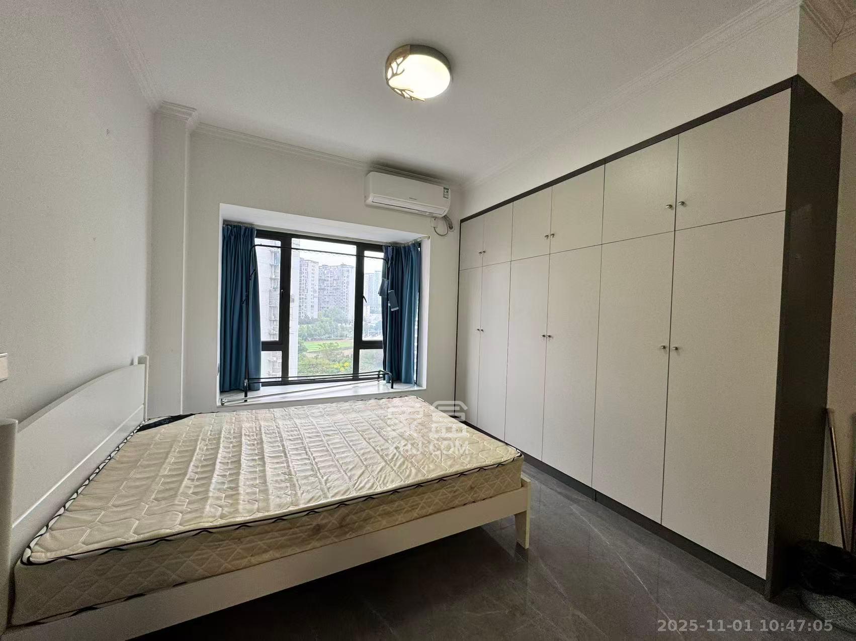 博林云栖  1室1厅1卫    1600.0元/月室内图1