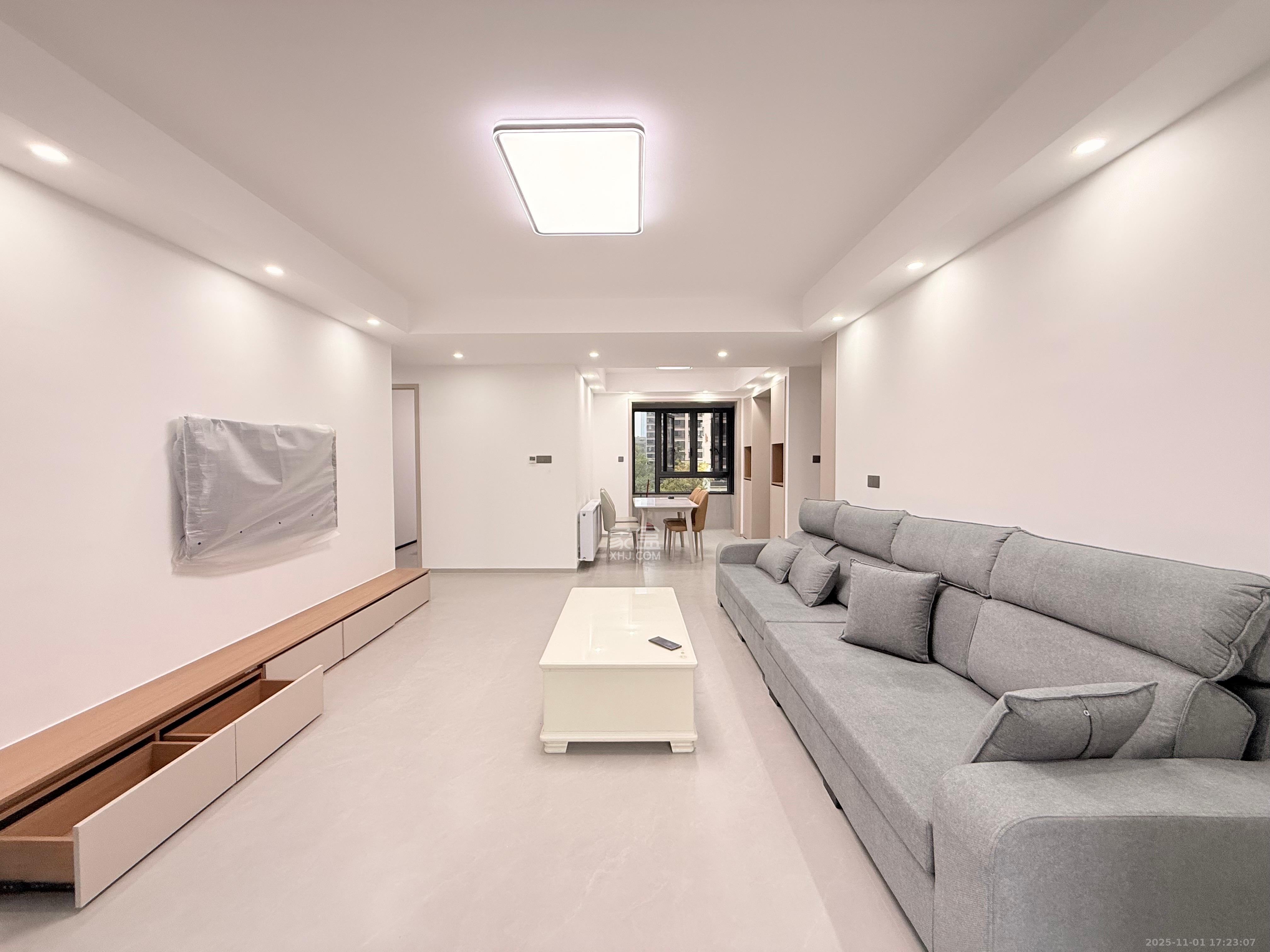 德奥悦东方  4室2厅1卫    3800.0元/月 德奥悦东方  4室2厅1卫    3800.0元/月室内图