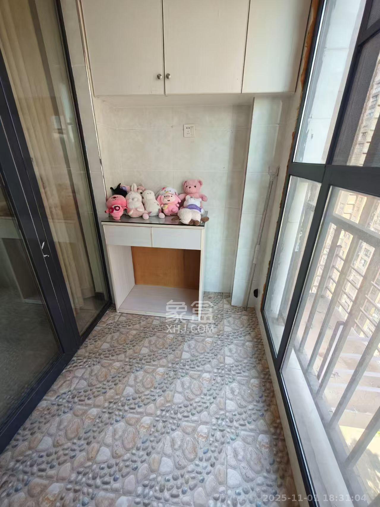 长城雅苑  1室1厅1卫    1600.0元/月室内图