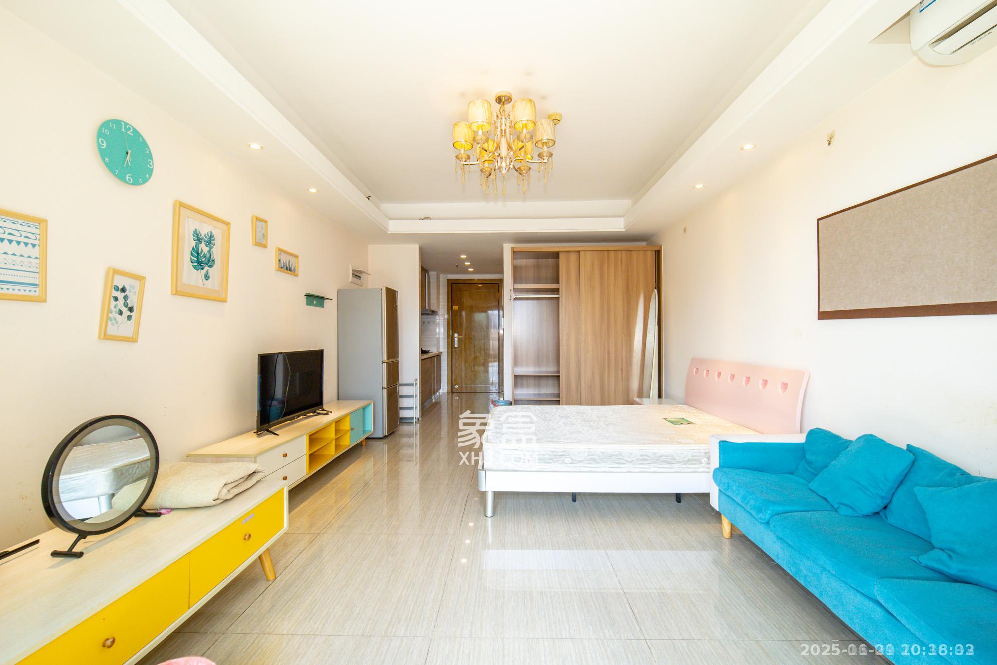 恒大翡翠华庭  1室1厅1卫    1400.0元/月室内图