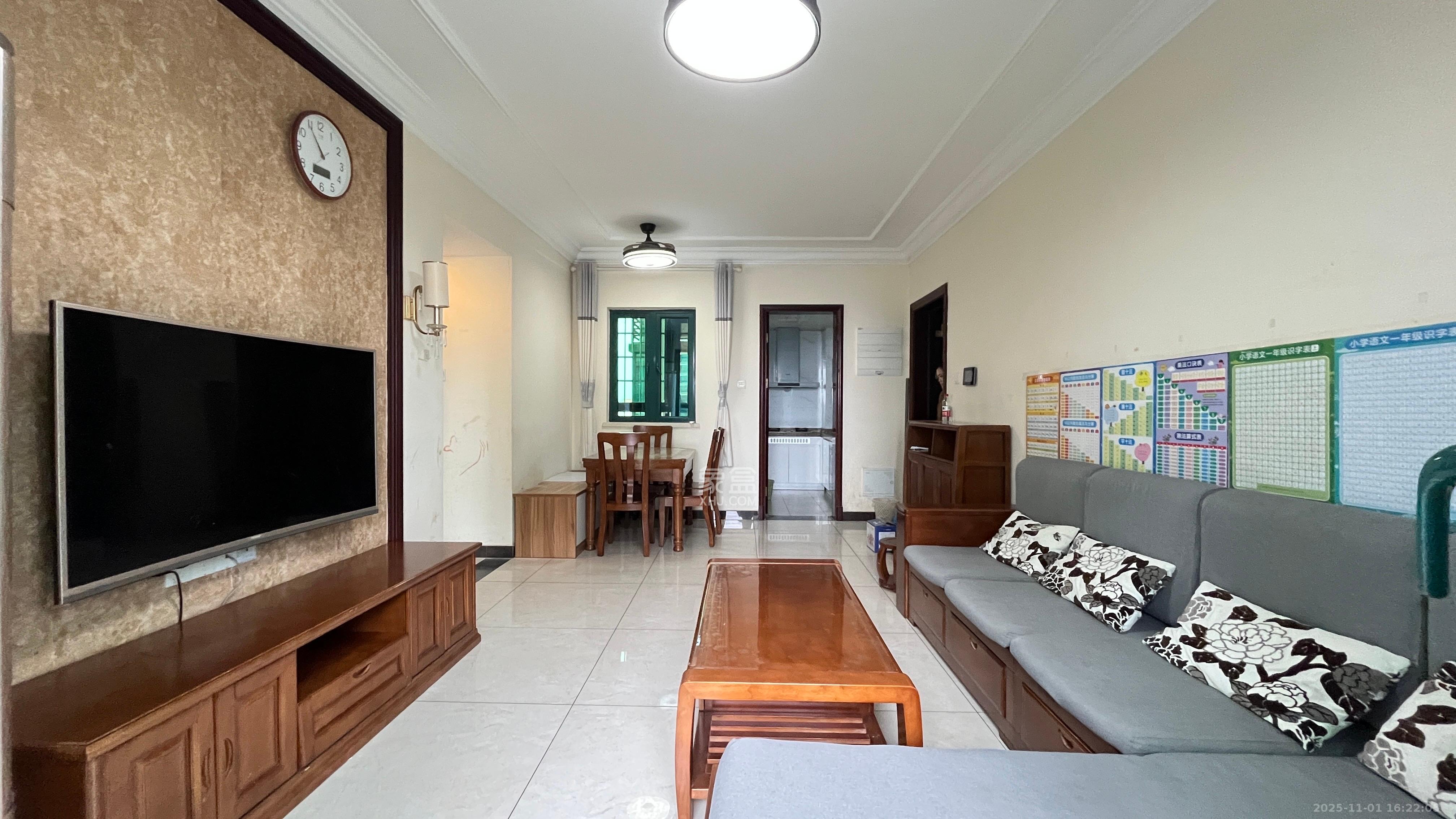 恒大雅苑  3室2厅1卫    2500.0元/月室内图