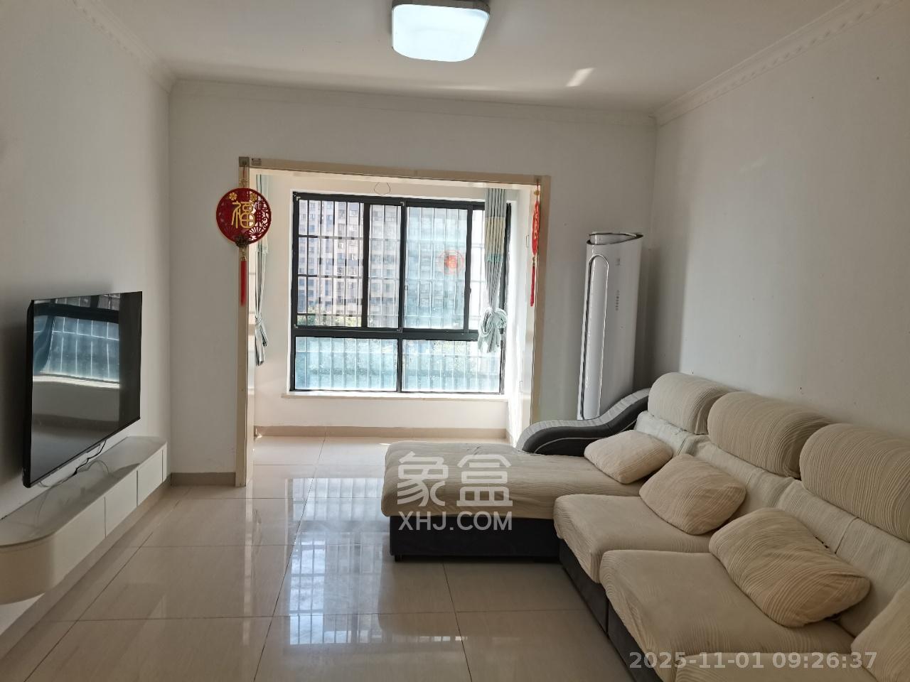 天麓尚层  3室2厅1卫    2100.0元/月室内图