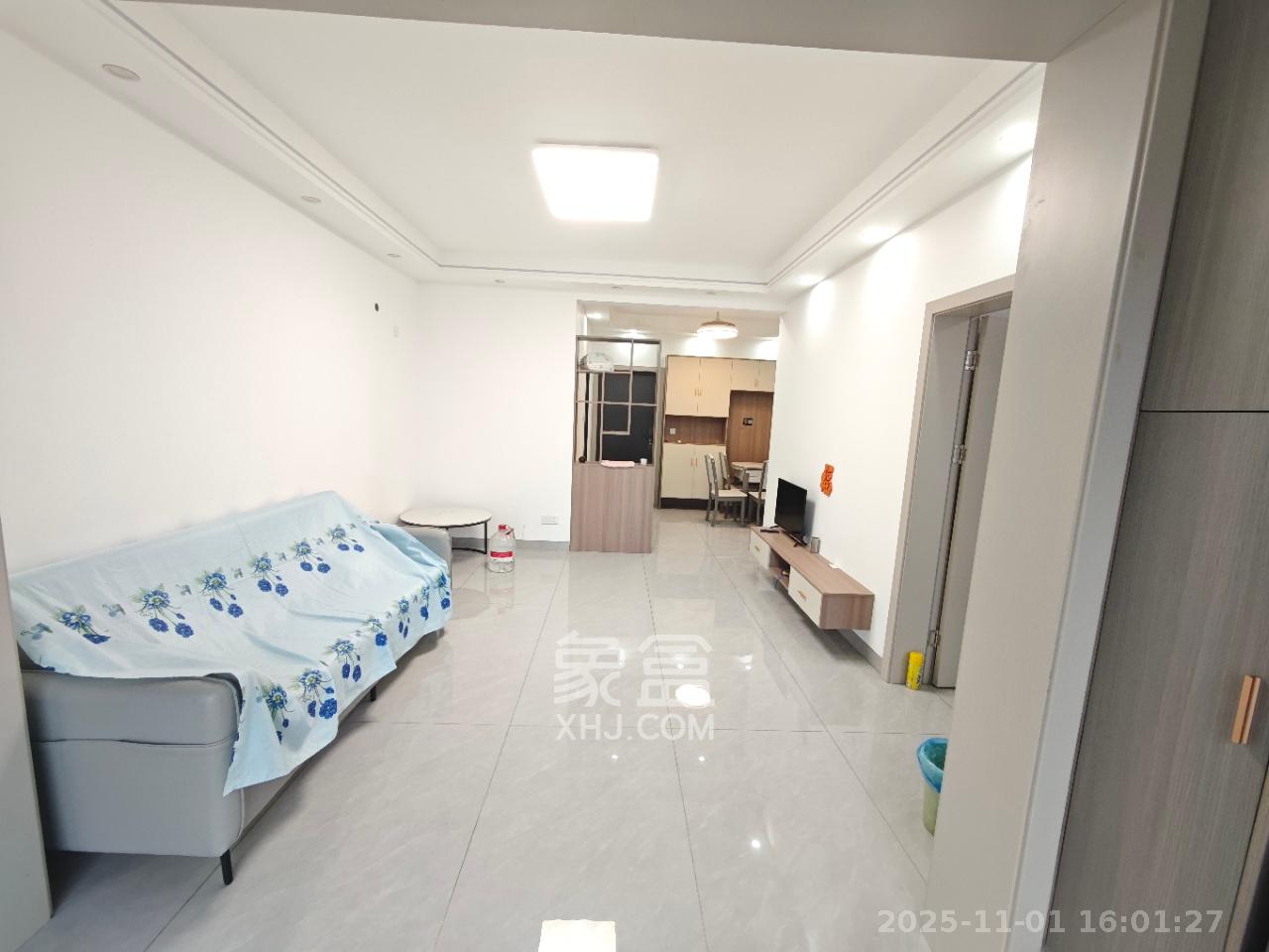 洋湖时代  3室2厅1卫    2100.0元/月