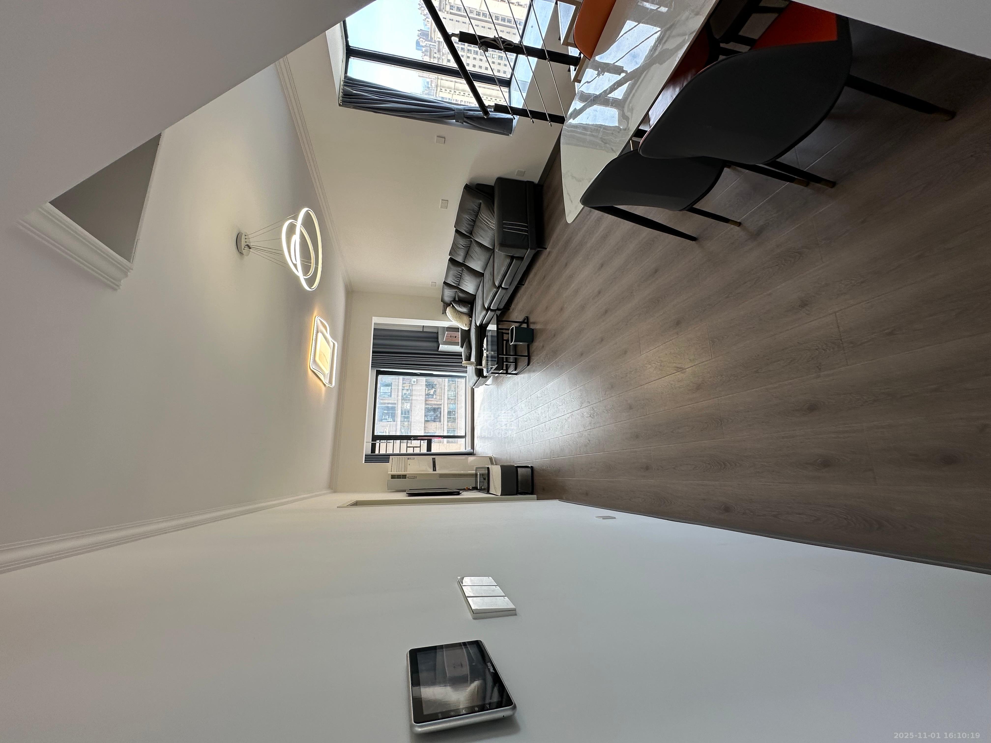 邦盛水岸御园 4室2厅2卫 2800.0元/月 邦盛水岸御园 4室2厅2卫 2800.0元/月室内图