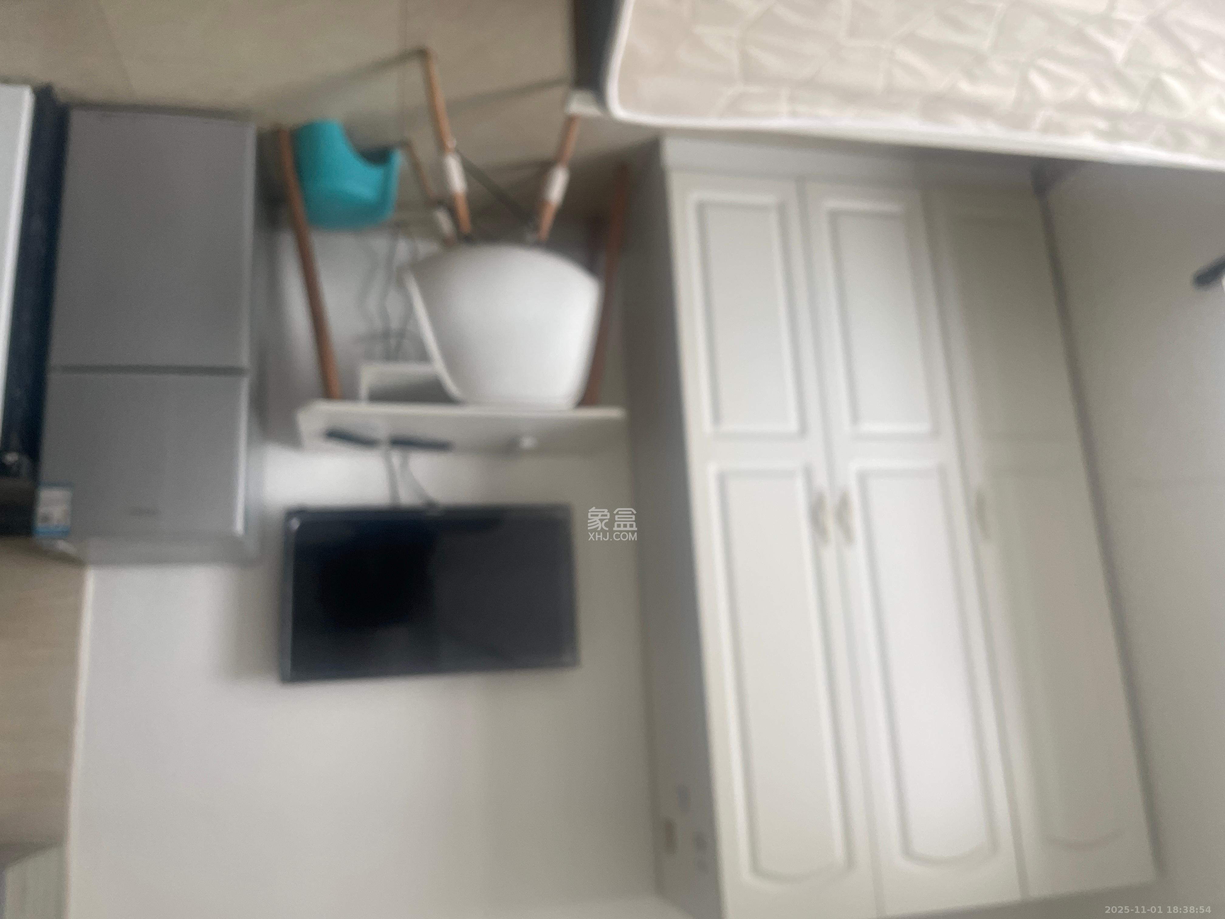 好莱城（弘德西街）  1室1厅1卫    1150.0元/月室内图