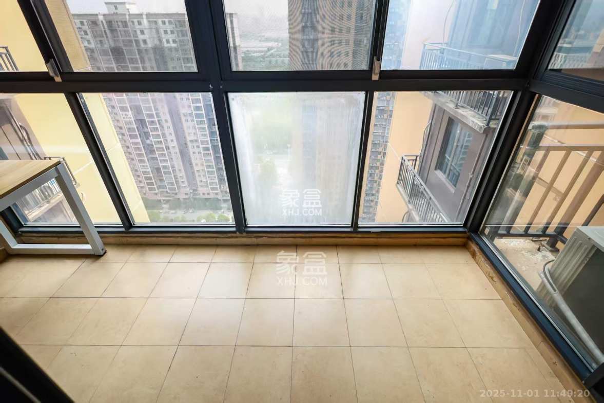 麓谷小镇 3室2厅1卫 2800.0元/月 麓谷小镇 3室2厅1卫 2800.0元/月室内图